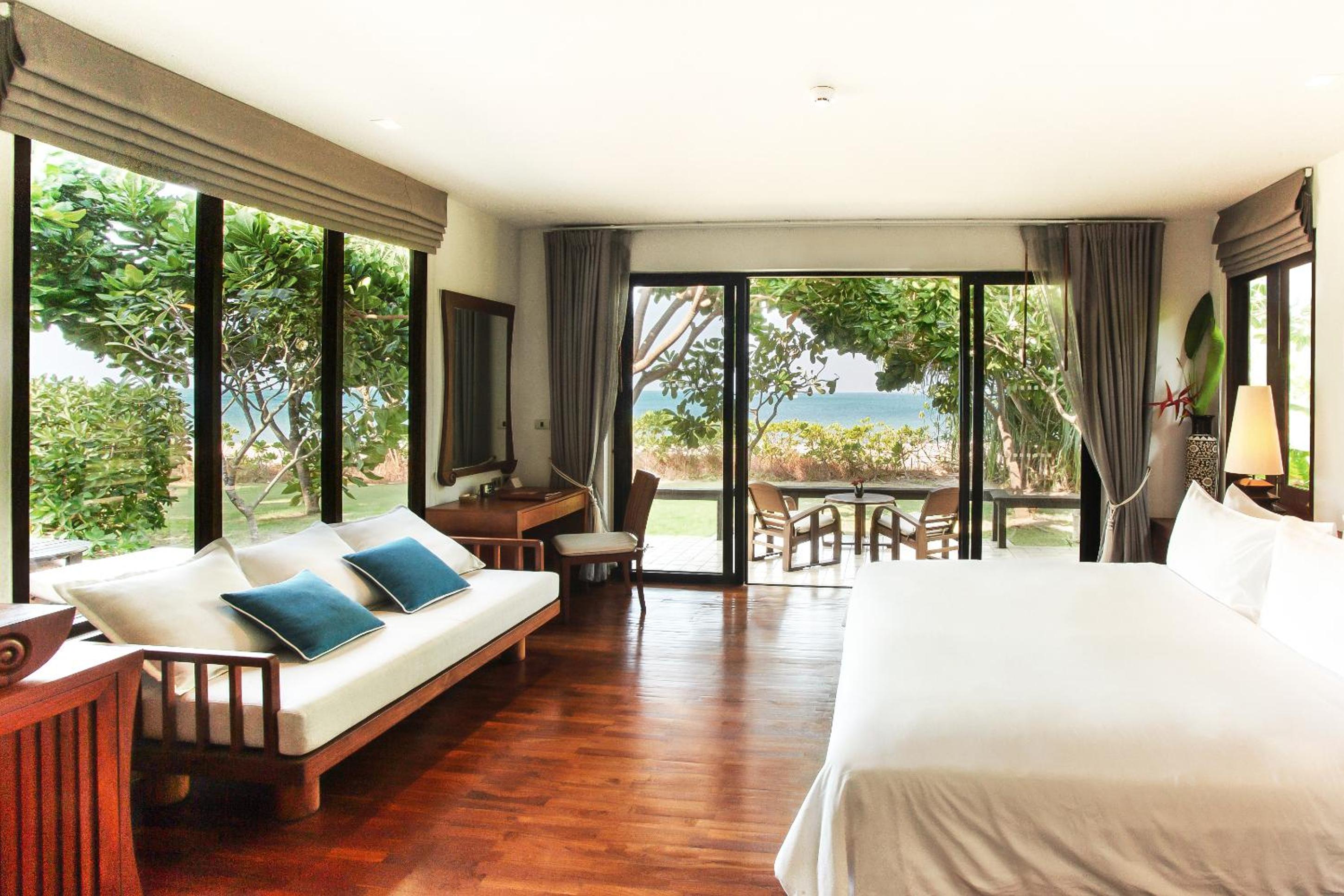 One-Bedroom Beach Villa - Free Krabi Airport Transfer