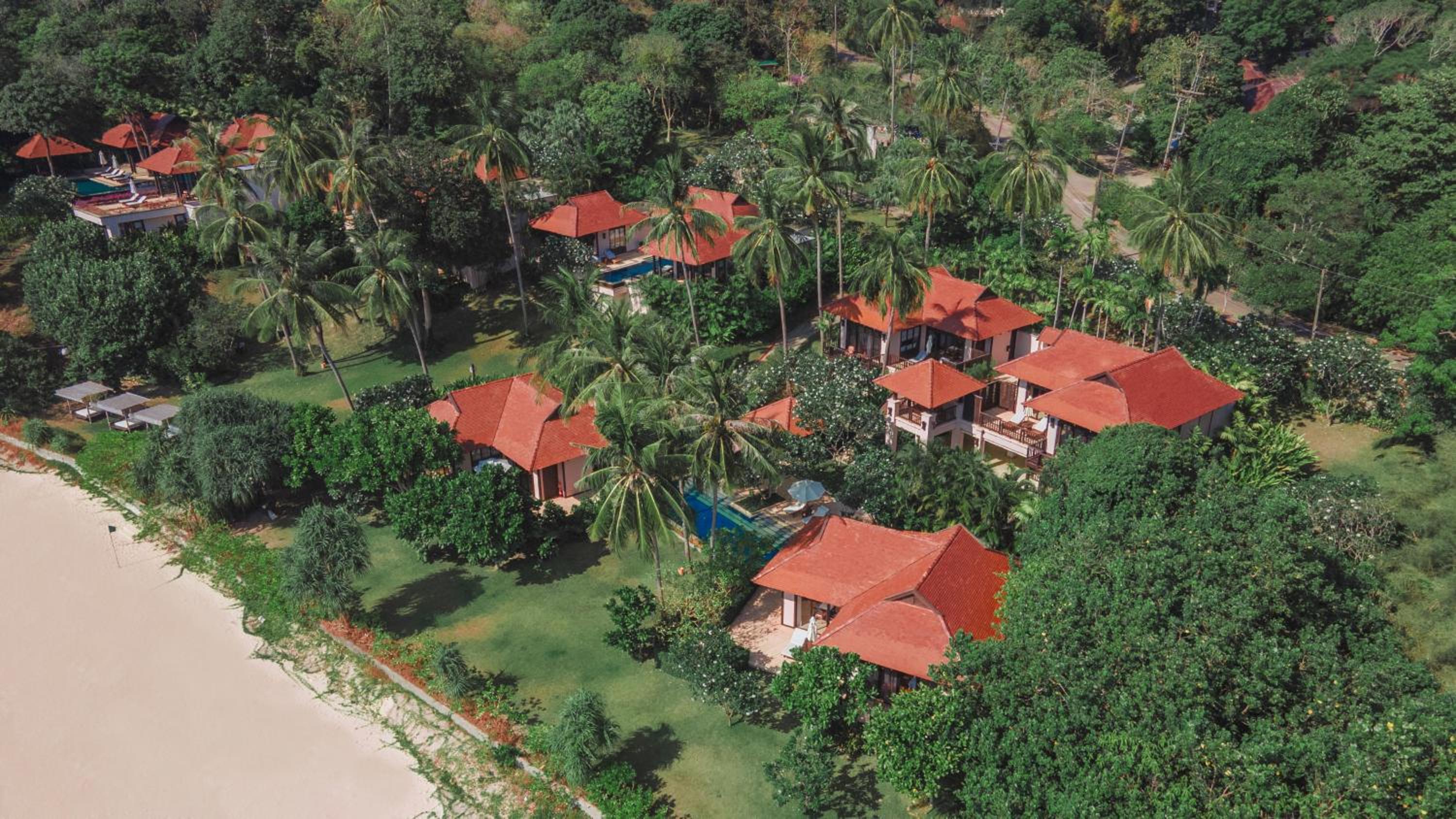 Beachside Villa One Bedroom with Shared Pool