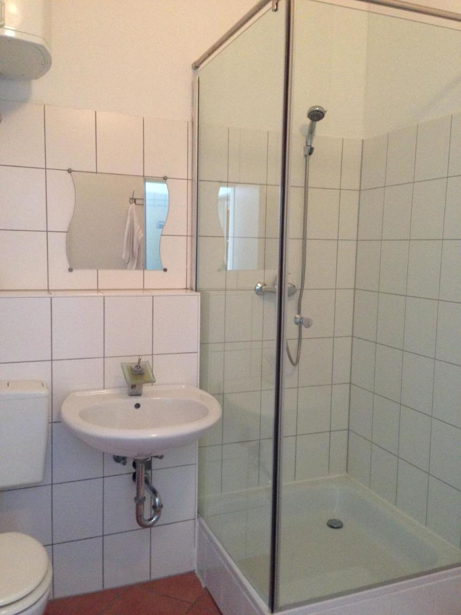 Quadruple Room with Shower photo 3