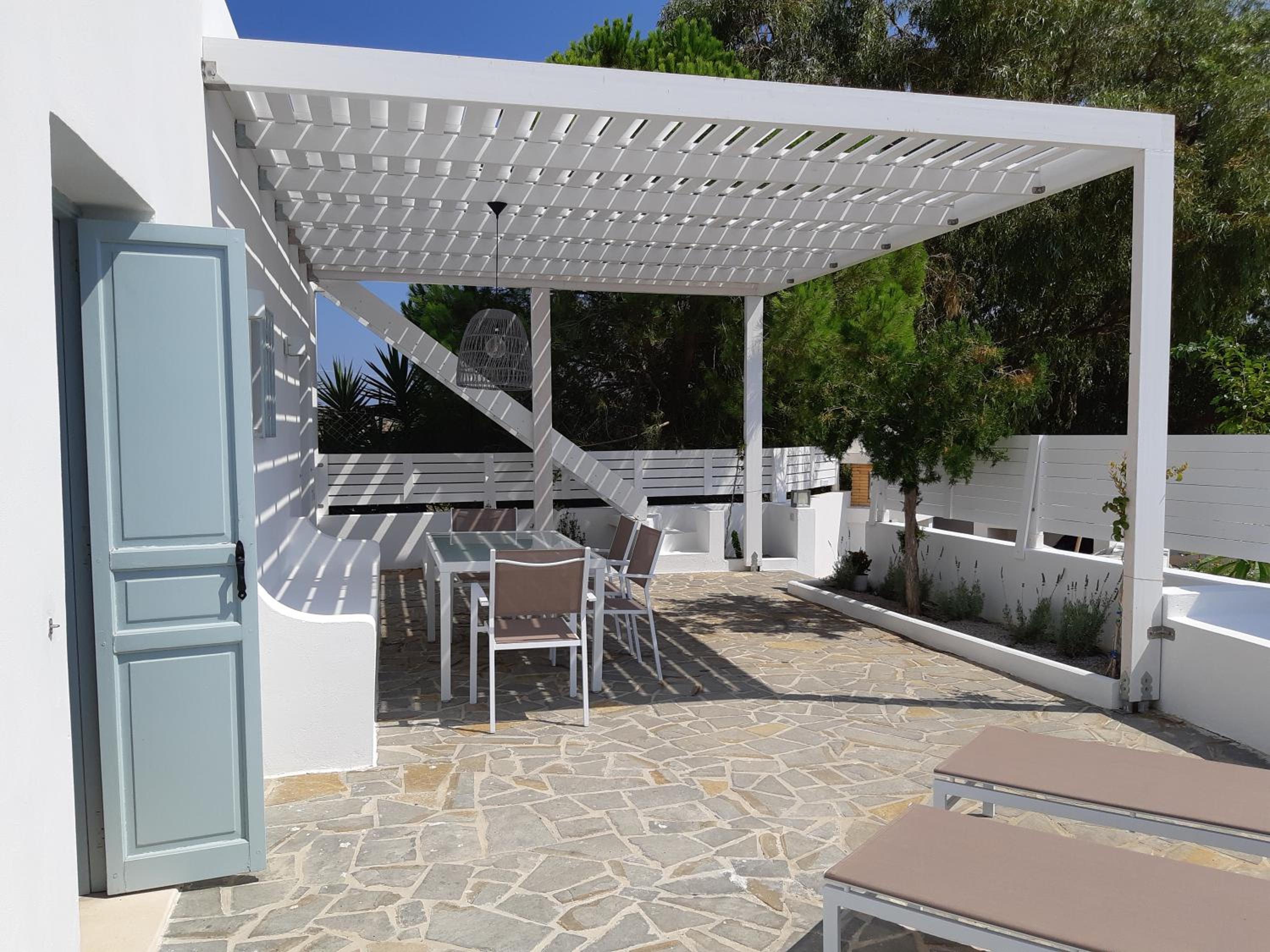Three-Bedroom Villa photo 2