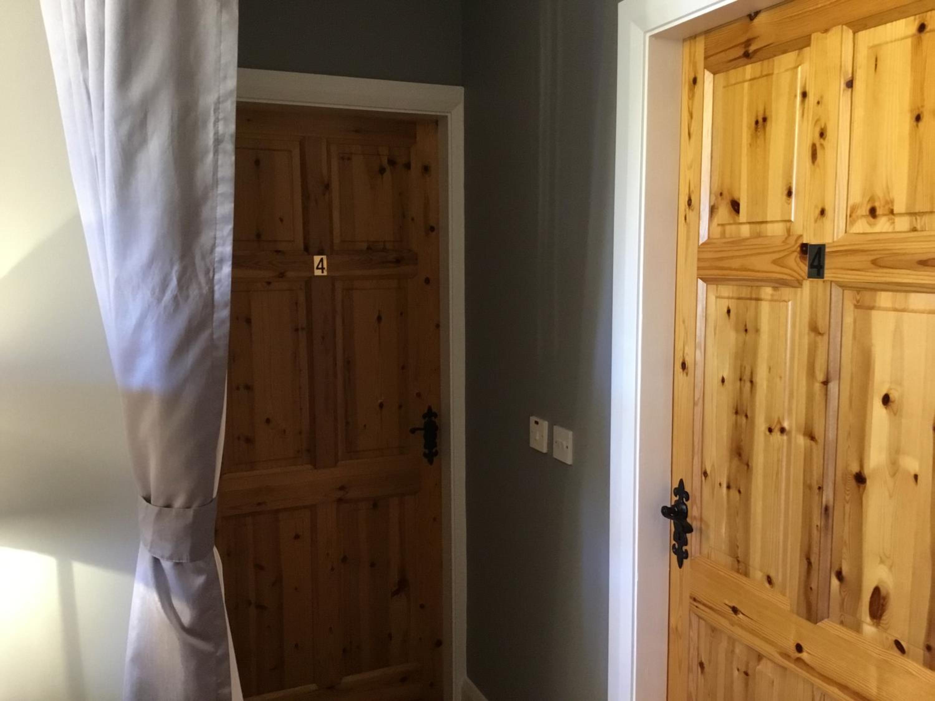 Superior King Room - Photo 2