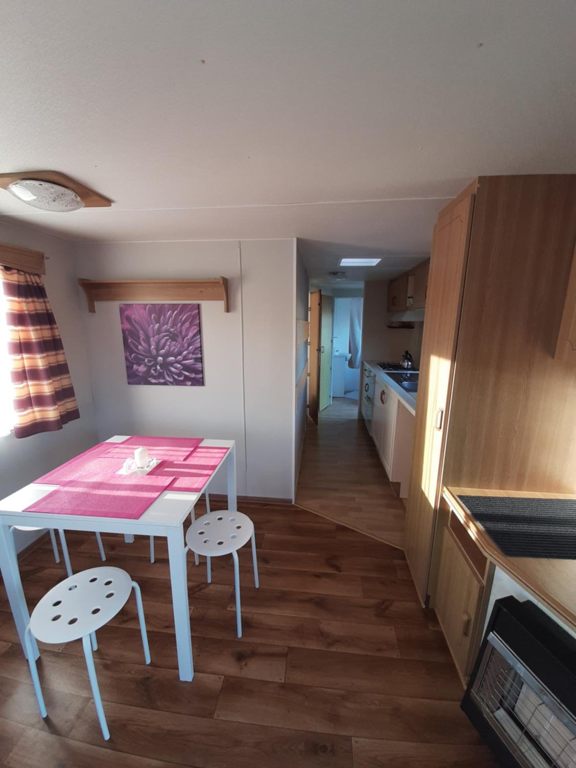 Two-Bedroom House - Photo 23