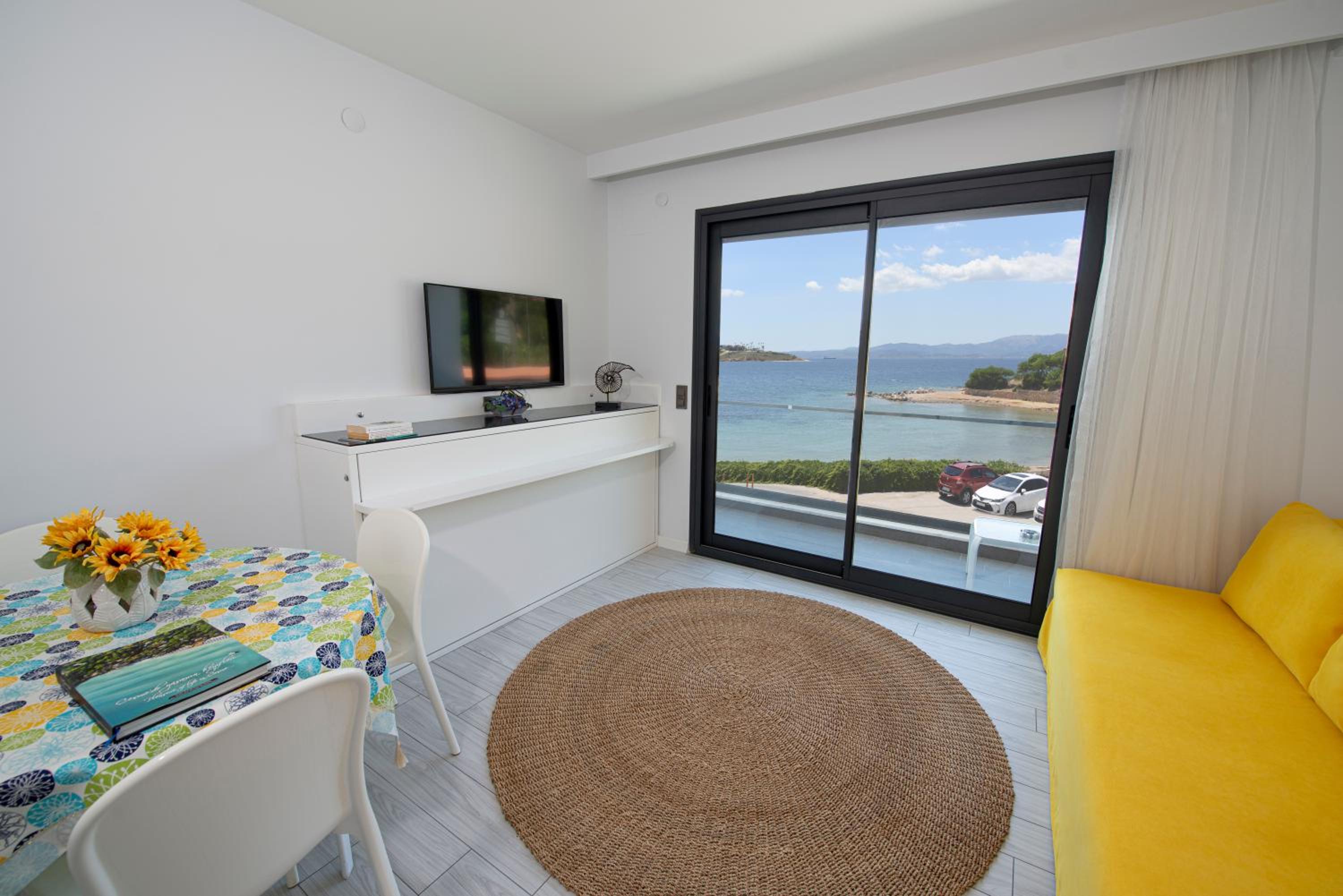 Apartment with Sea View