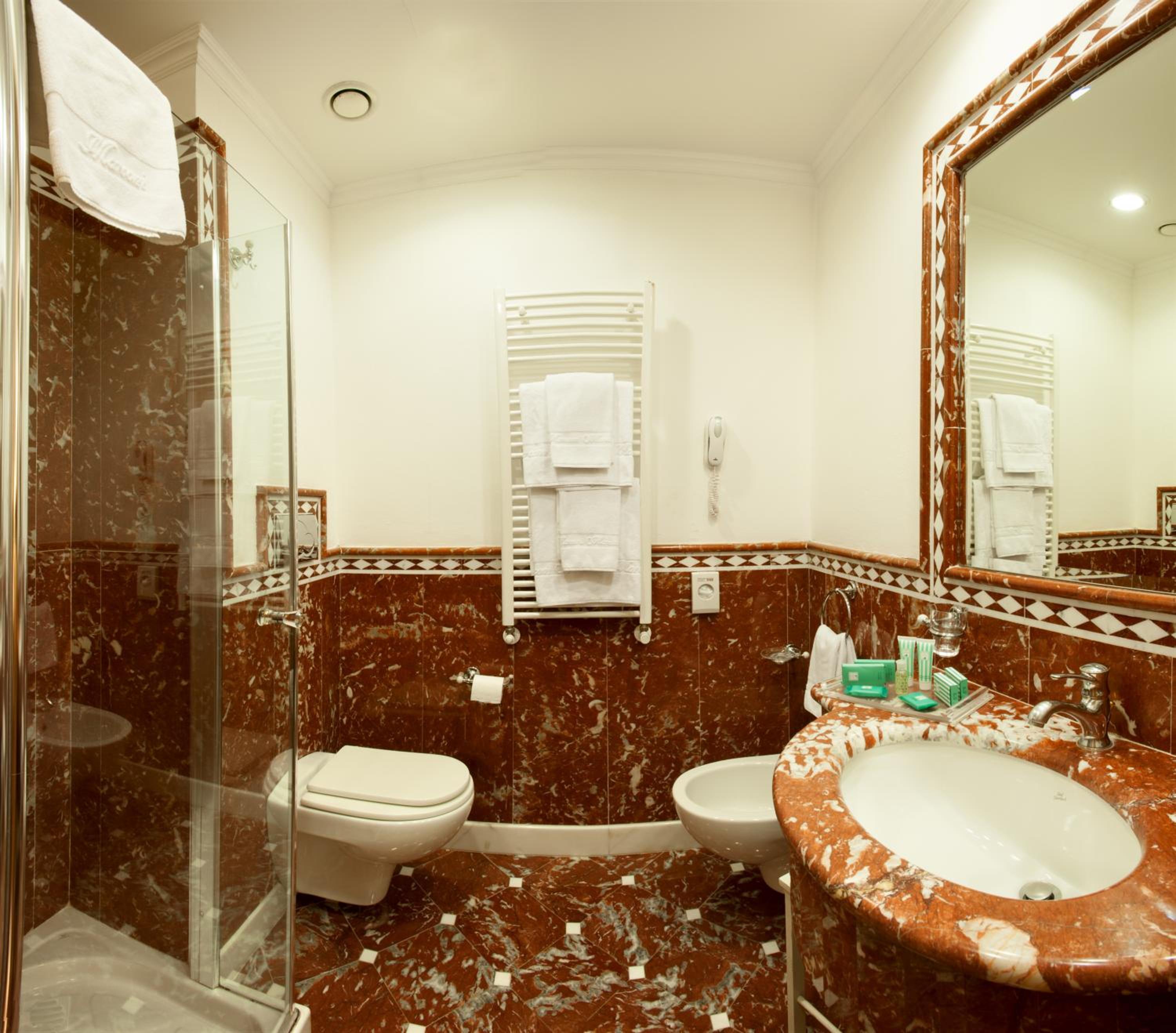 Double or Twin Room photo 2