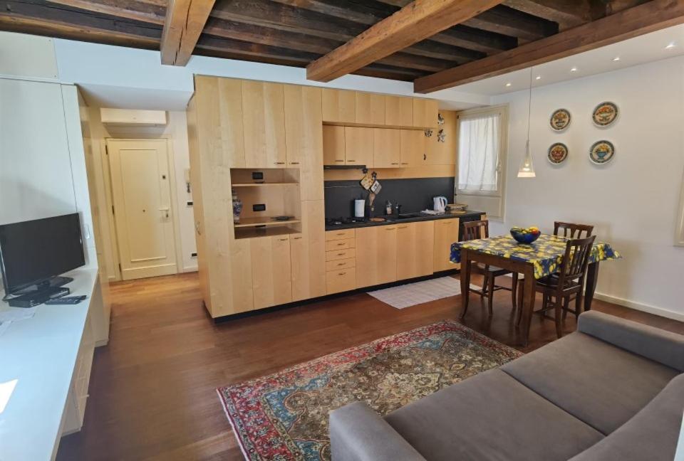 Apartment photo 3