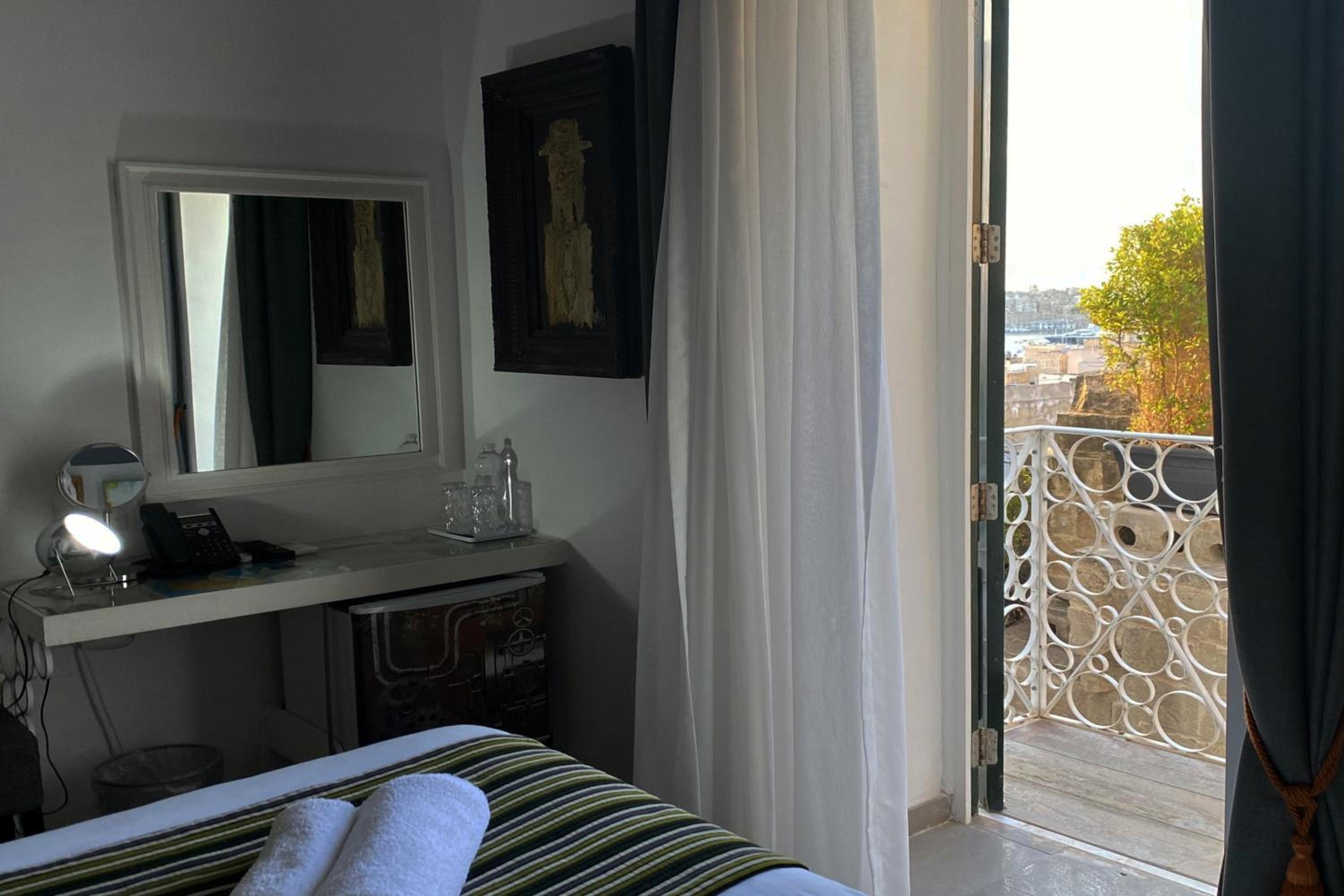 Double Room with Sea View photo 3