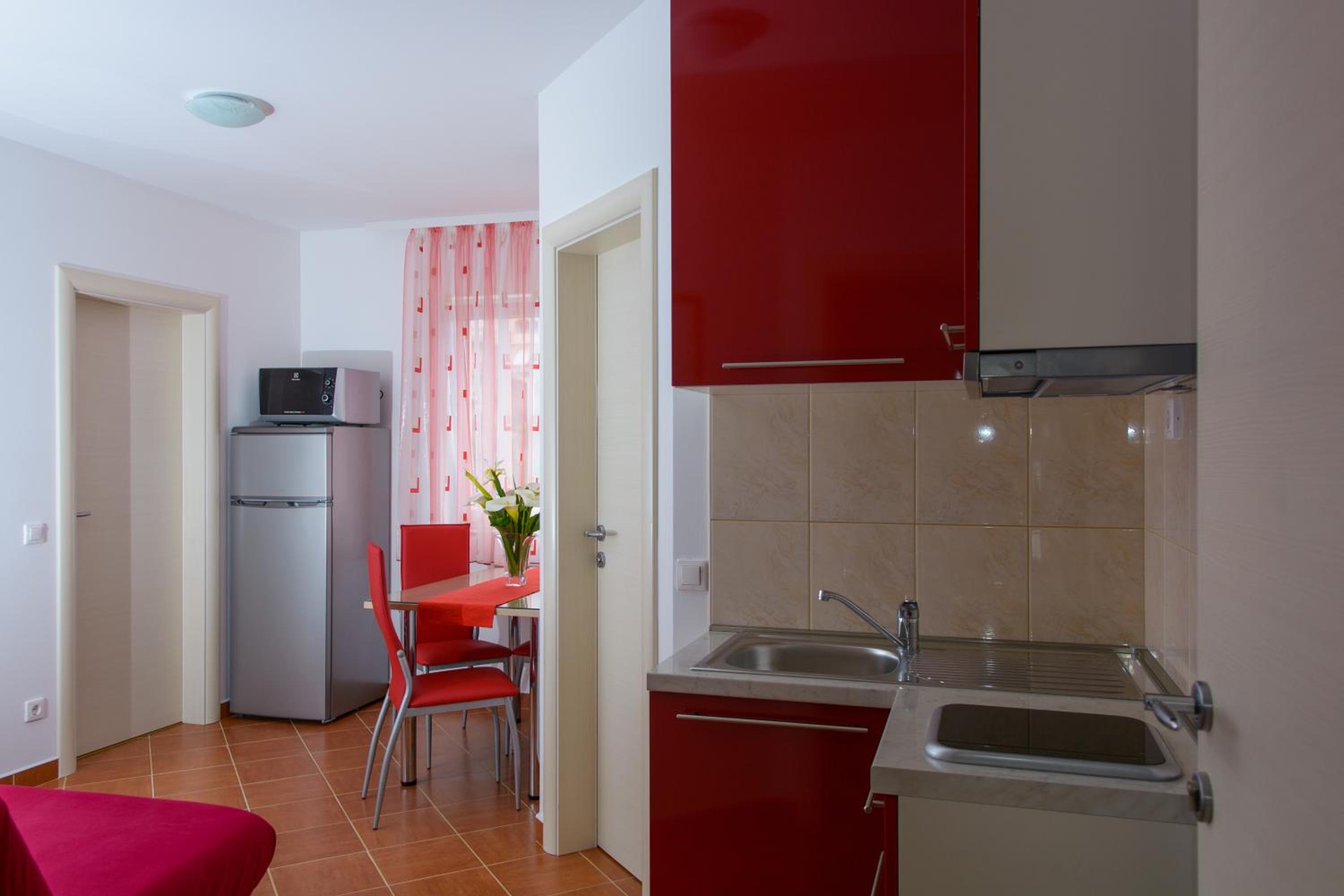 Apartment with Sea View - Photo 20