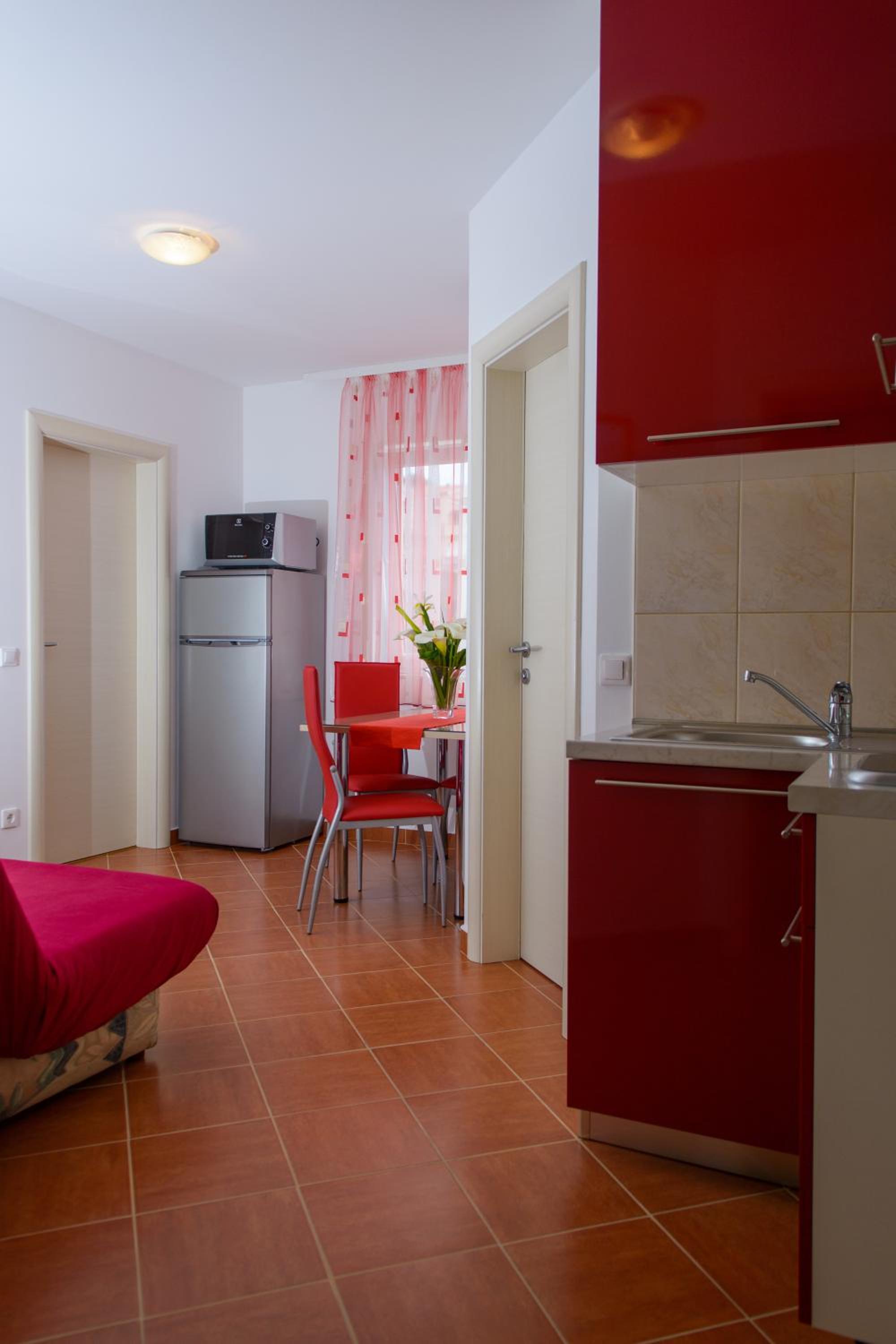 Apartment with Sea View - Photo 19