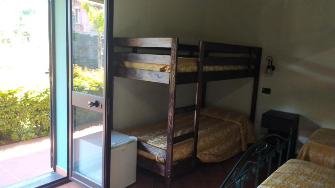 Quadruple Room with Private Bathroom