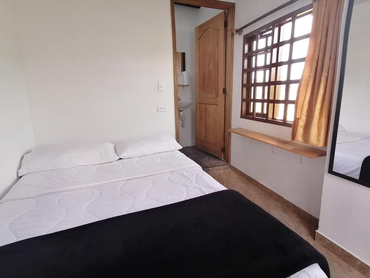 Double Room with Private Bathroom photo 1