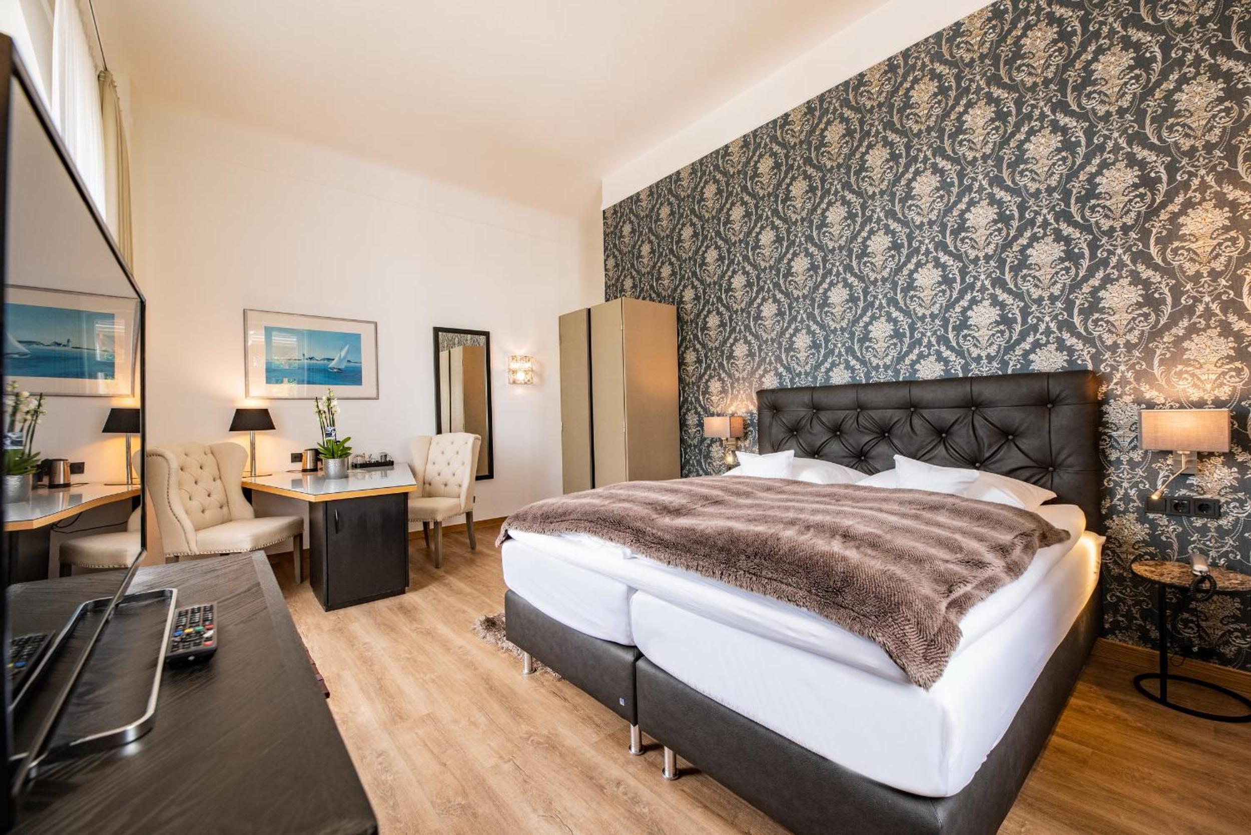 Superior Double Room - Photo 1