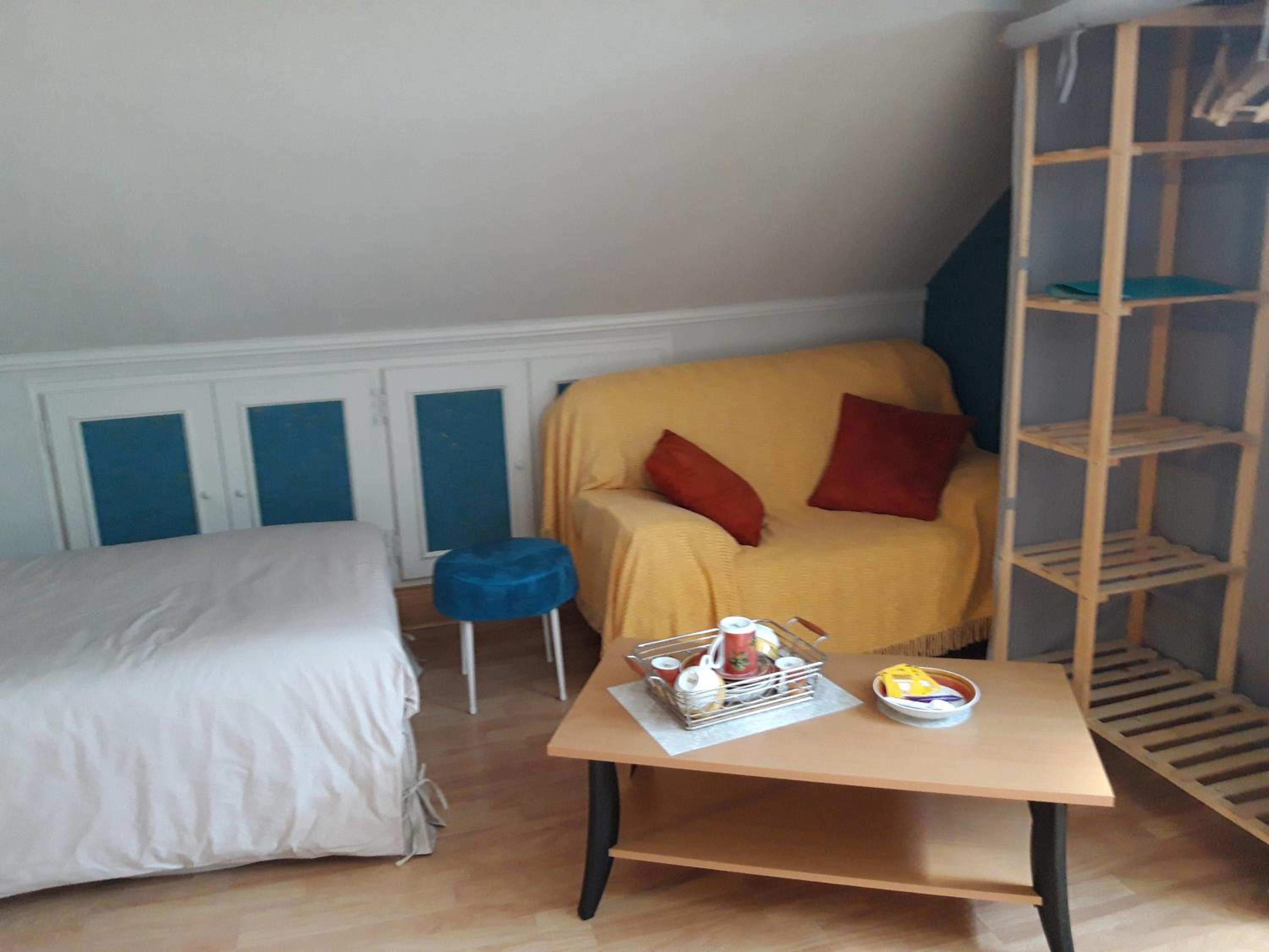 Standard Double Room with Shared Bathroom photo 3