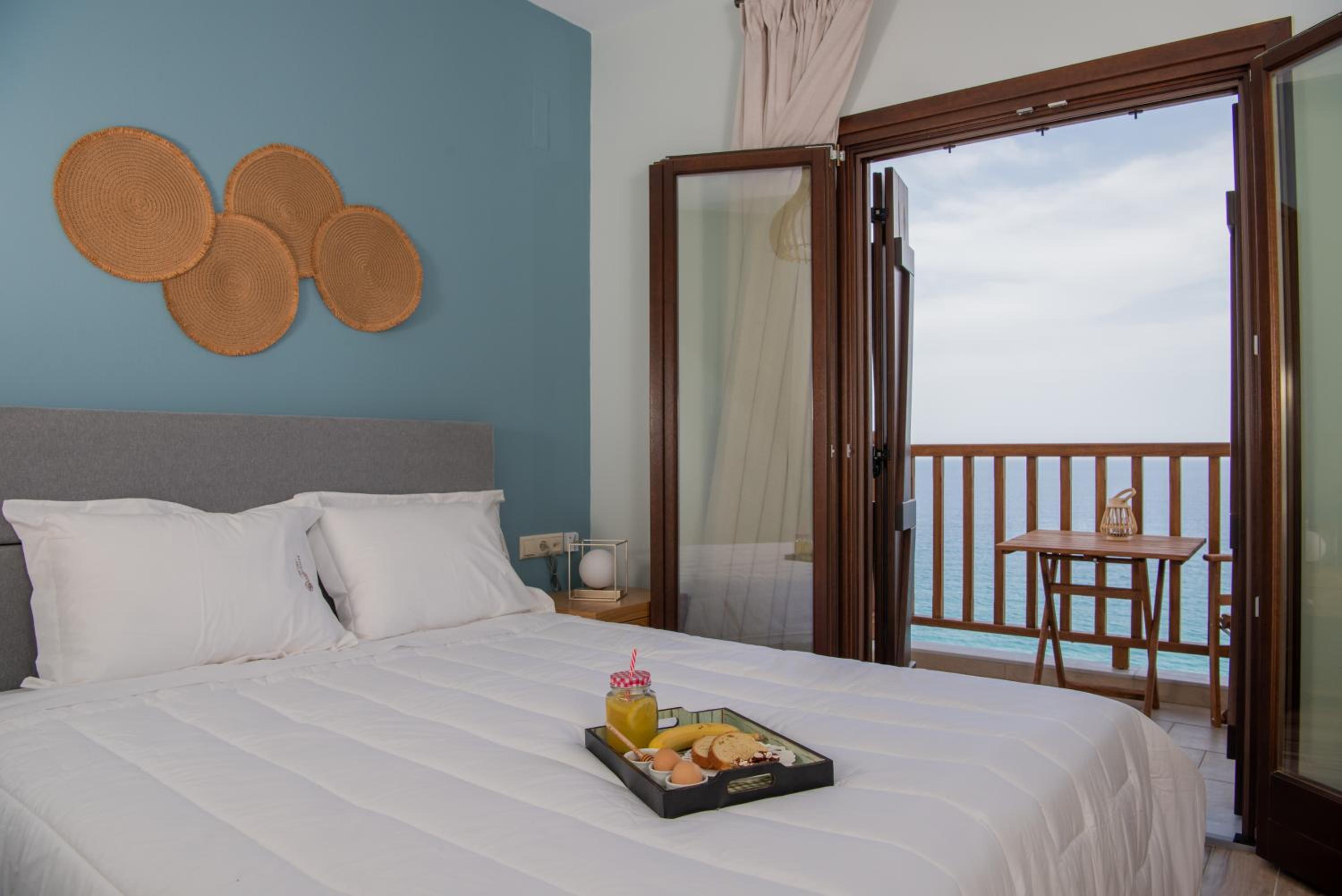 Double Room with Sea View photo 1
