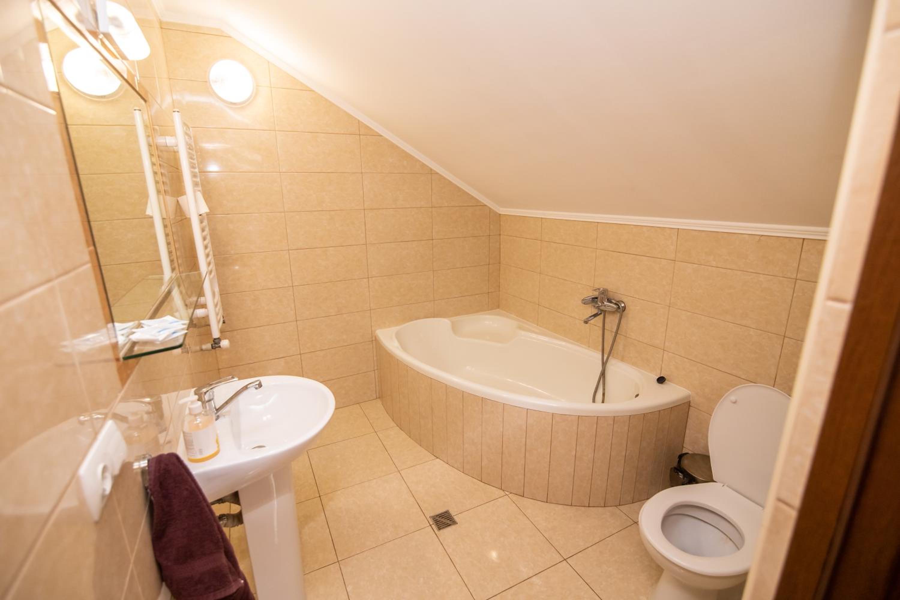 Luxury Triple Room photo 3