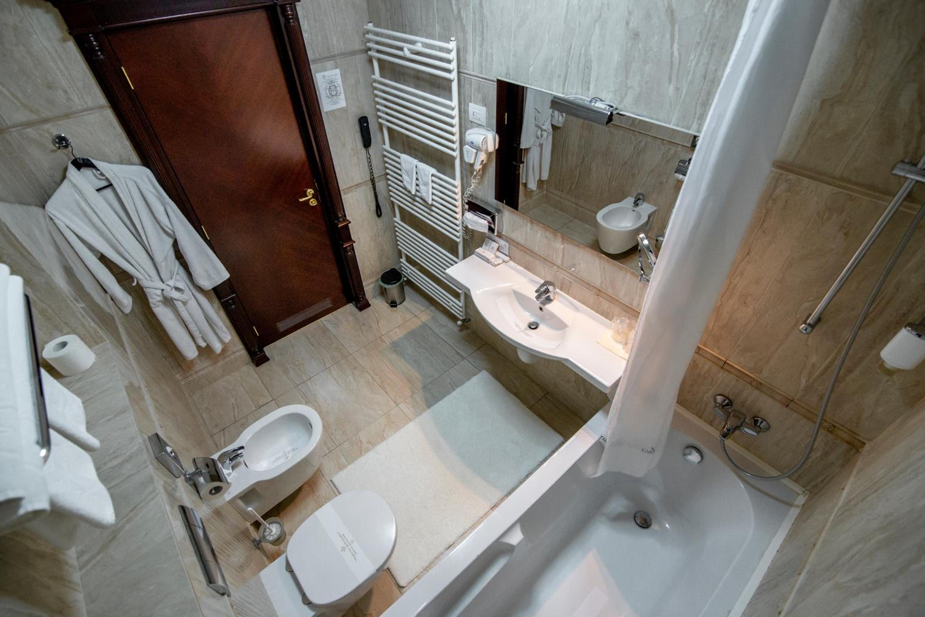 Triple Room with Balcony photo 2
