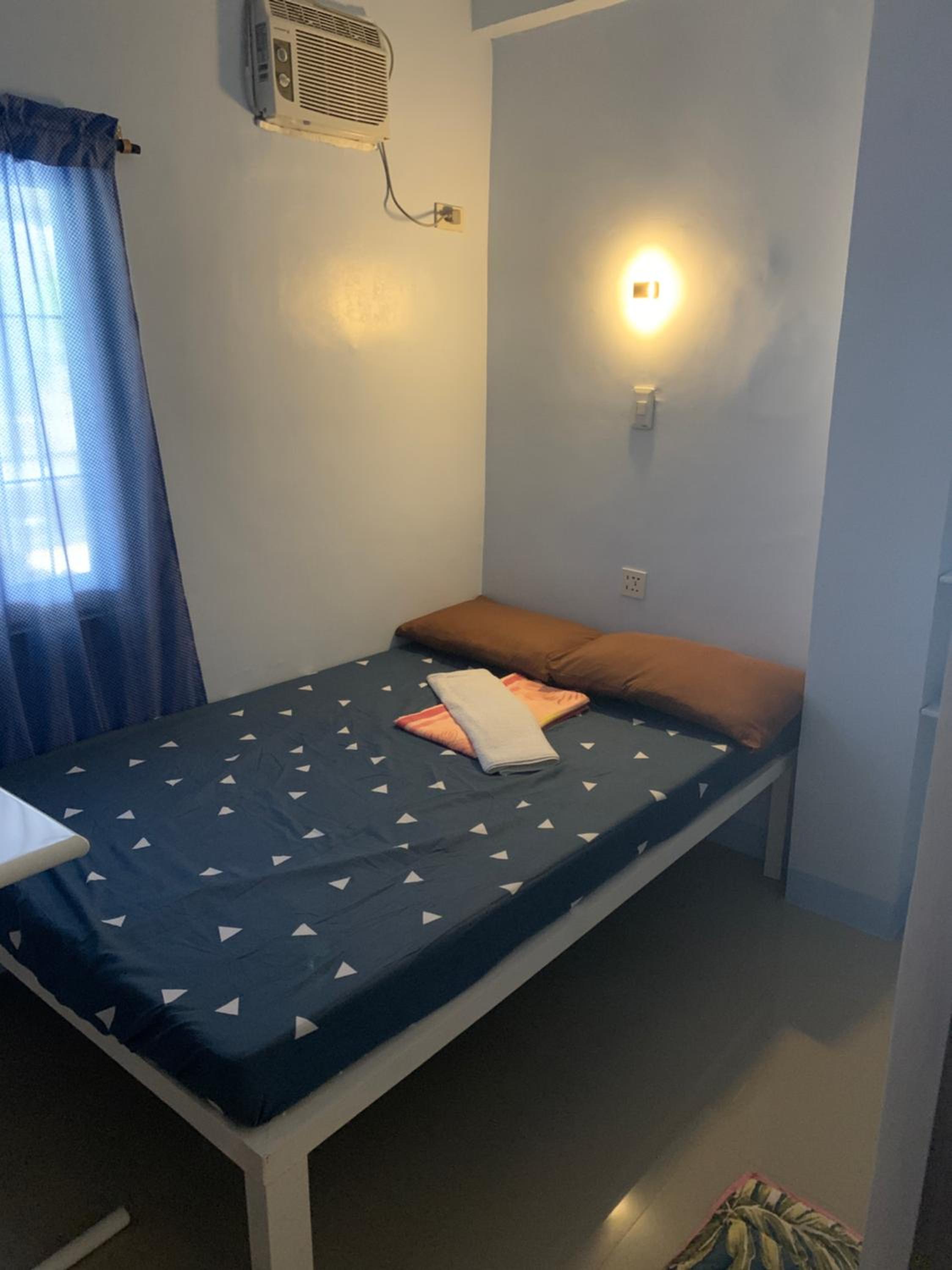 Budget Double Room - Photo 3