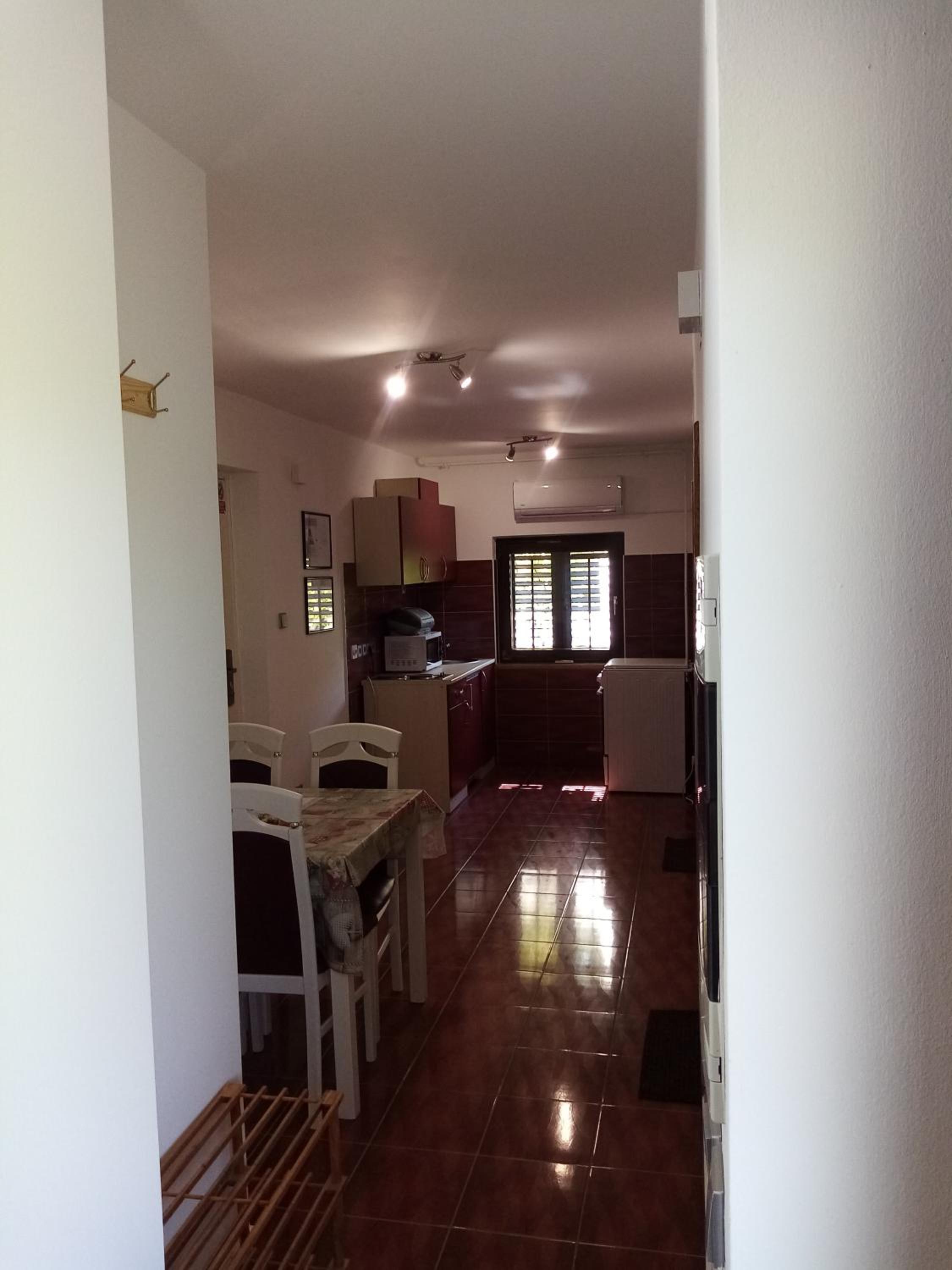 Apartment with Balcony - Photo 17