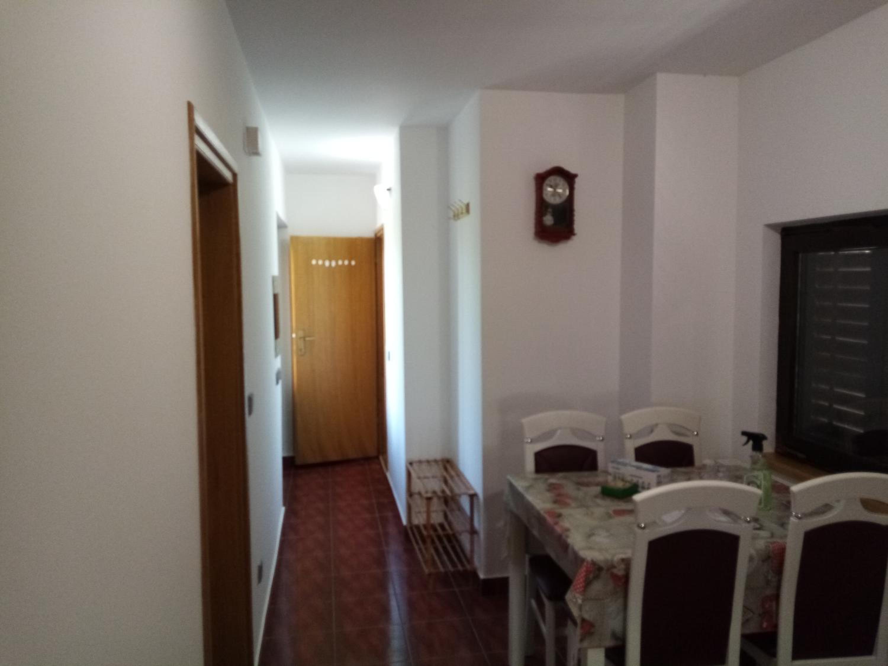 Apartment with Balcony - Photo 11