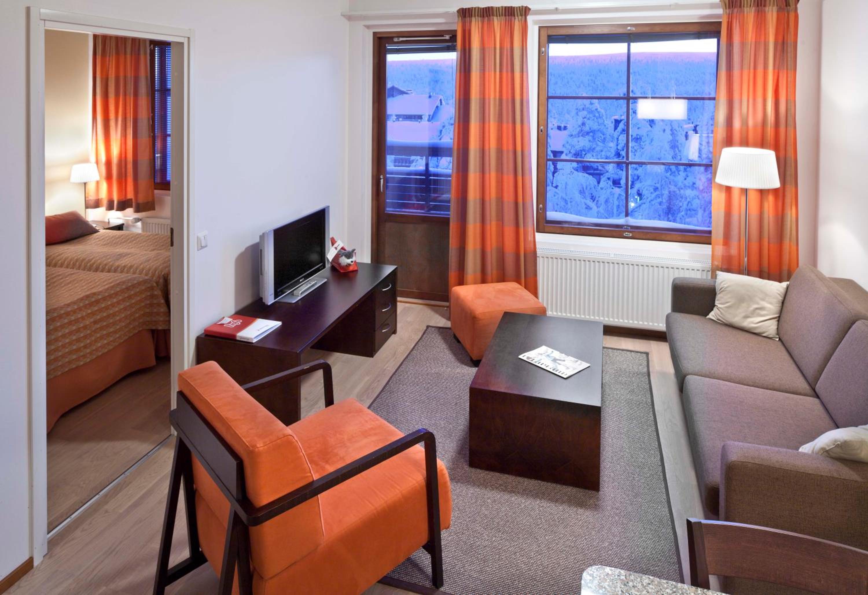One-Bedroom Apartment with Sauna - Photo 2