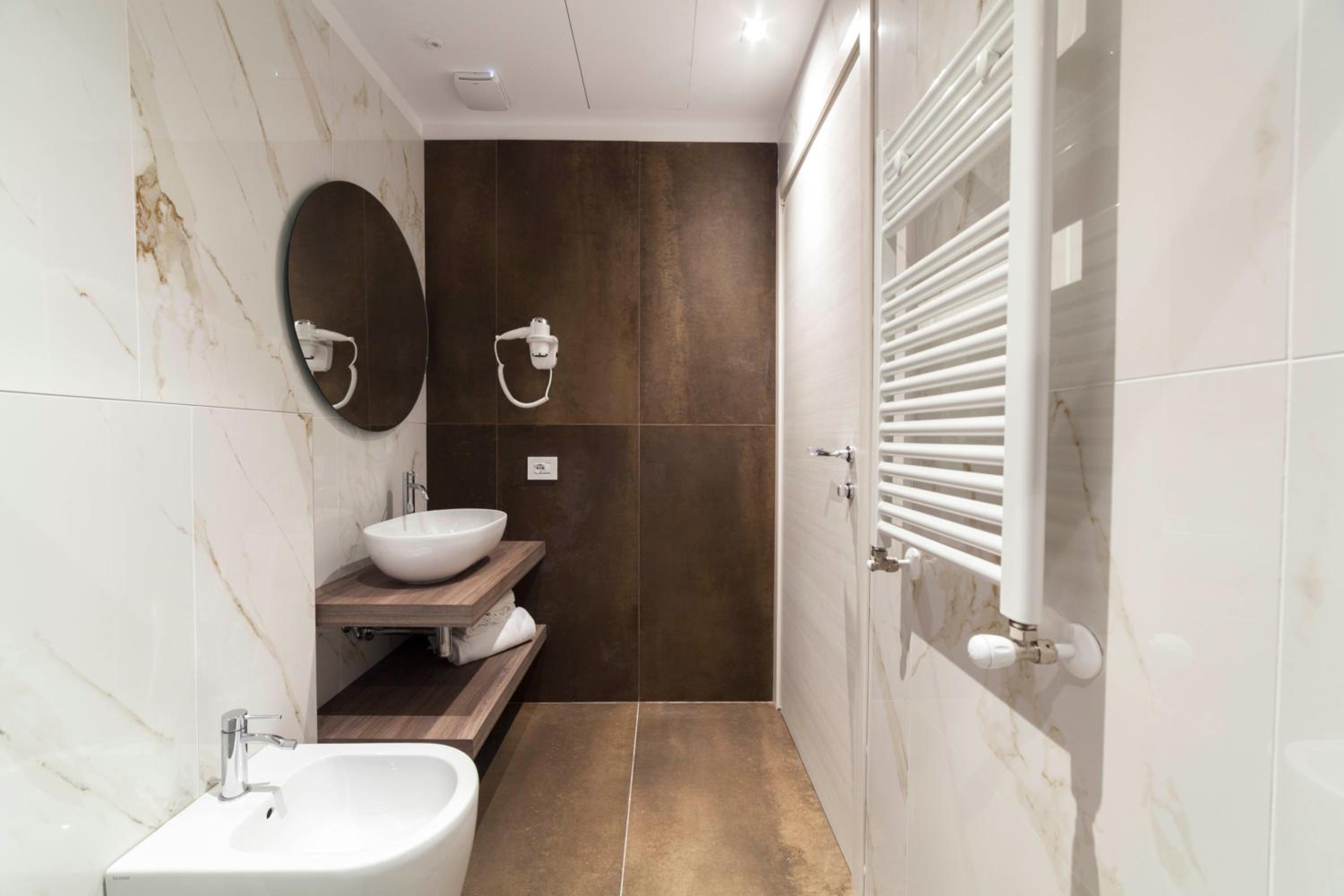 Junior Suite - Photo 5