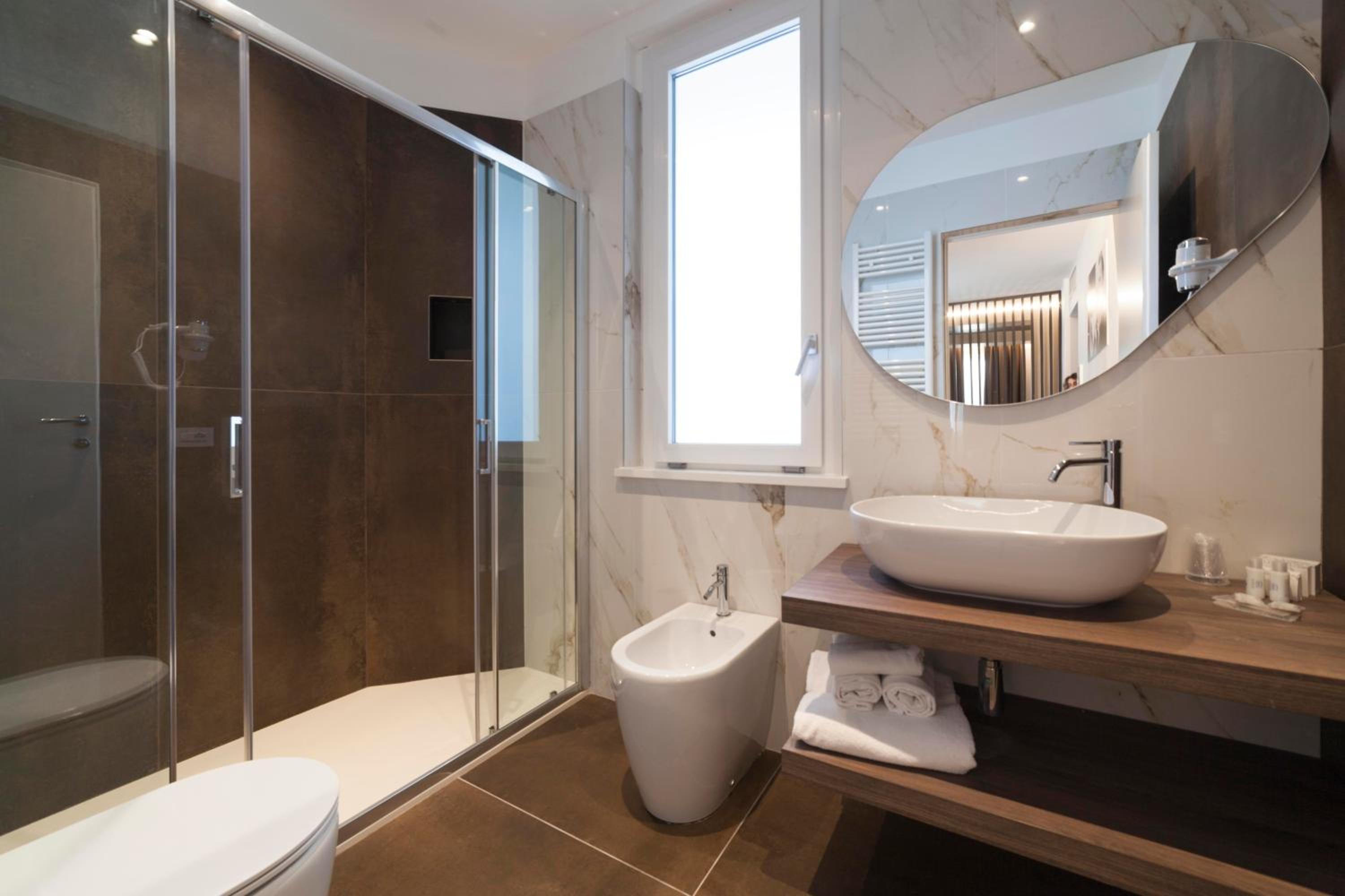 Junior Suite - Photo 8