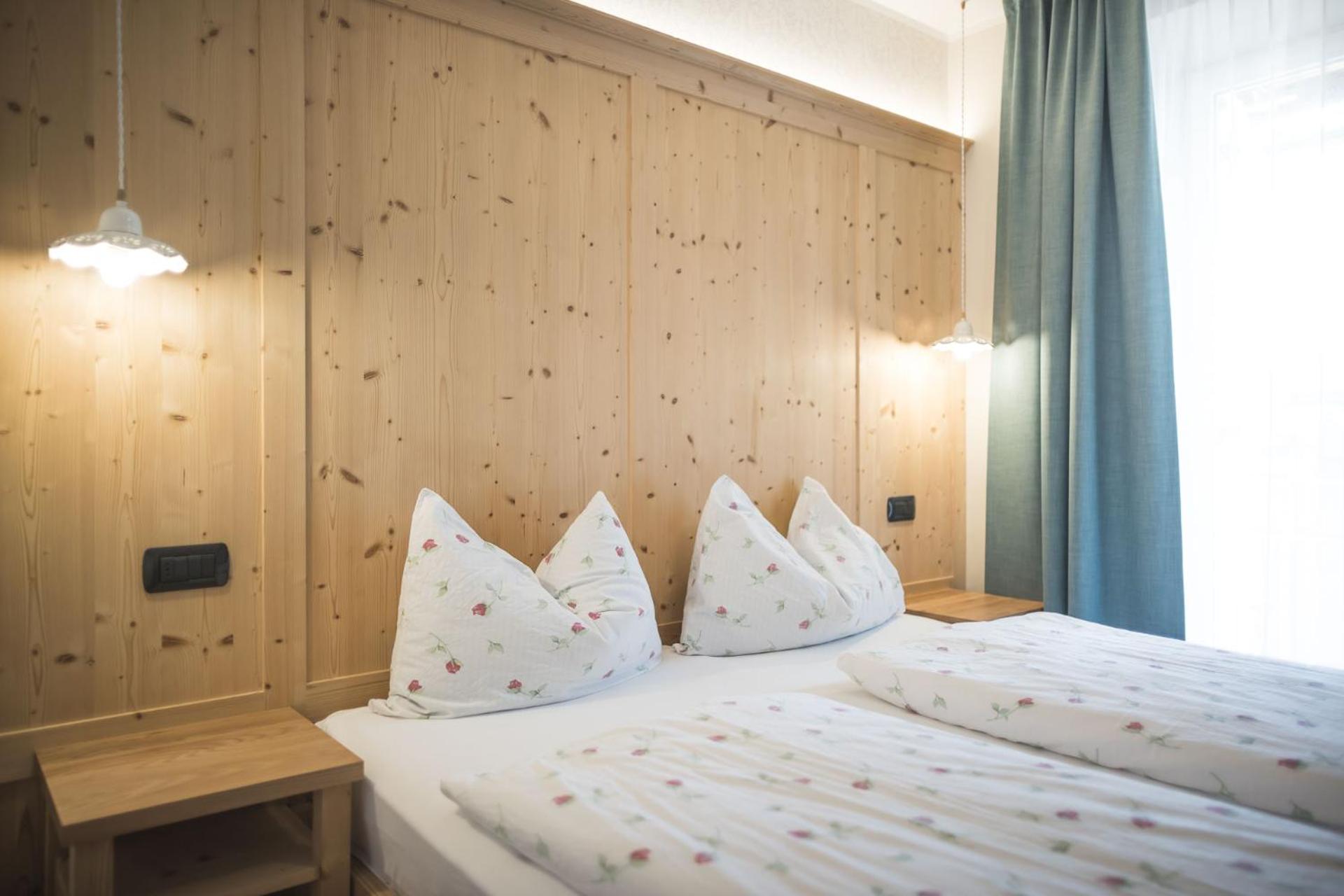 Basic Double Room "Emilia"