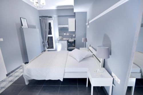 Economy Quadruple Room photo 2