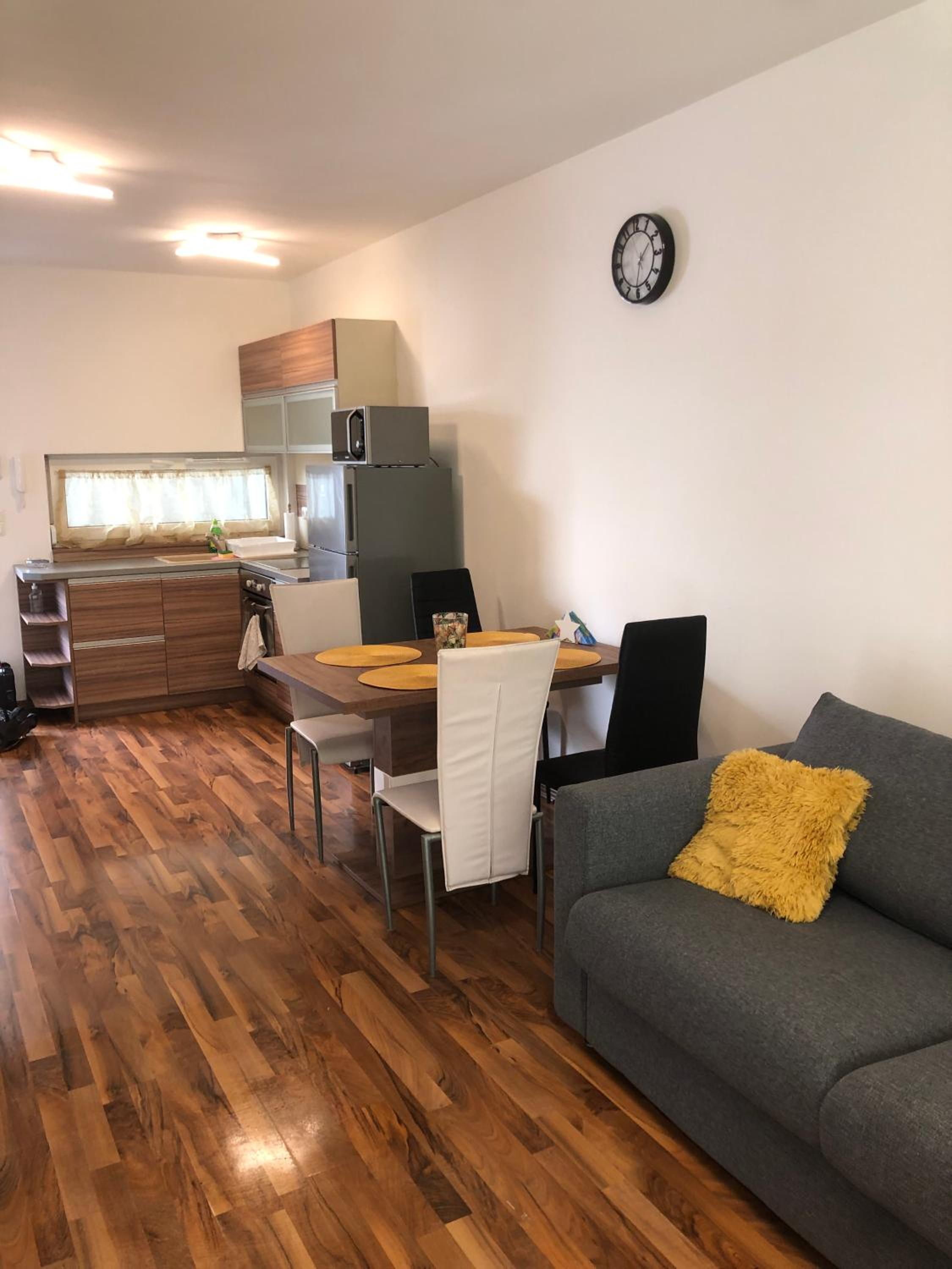 Apartment - Photo 24