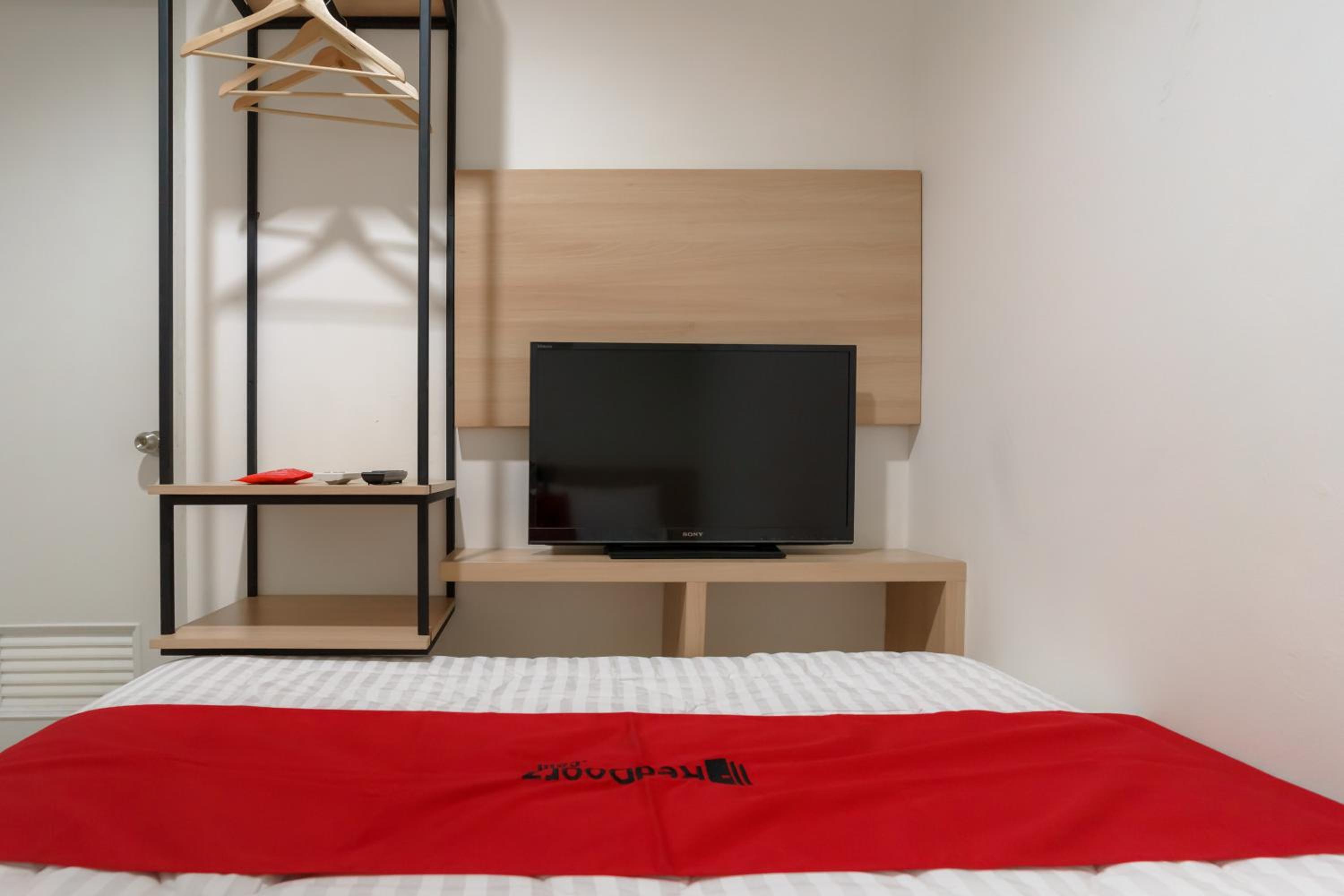 Standard Double Room - Photo 2