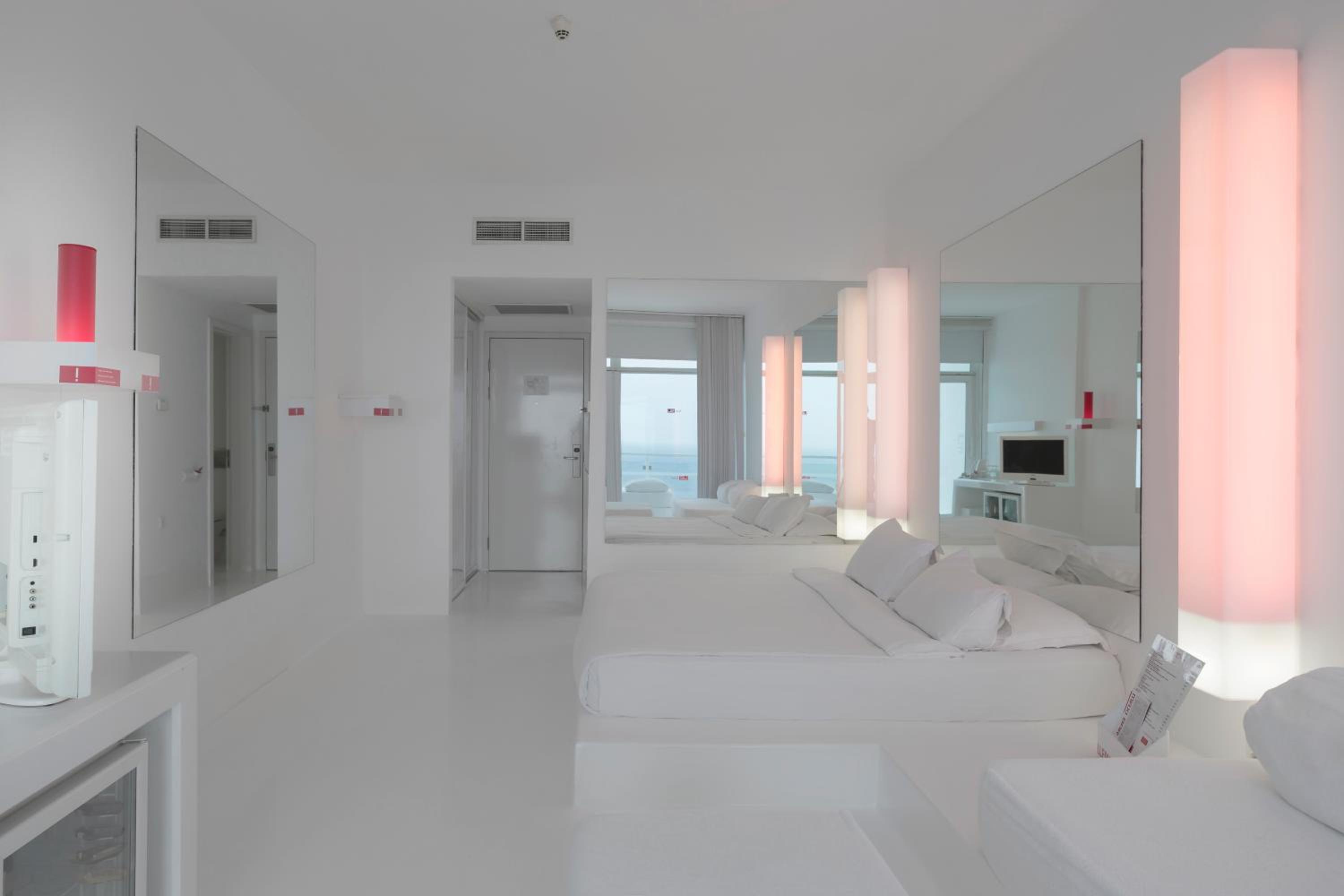 Deluxe Room with Land View