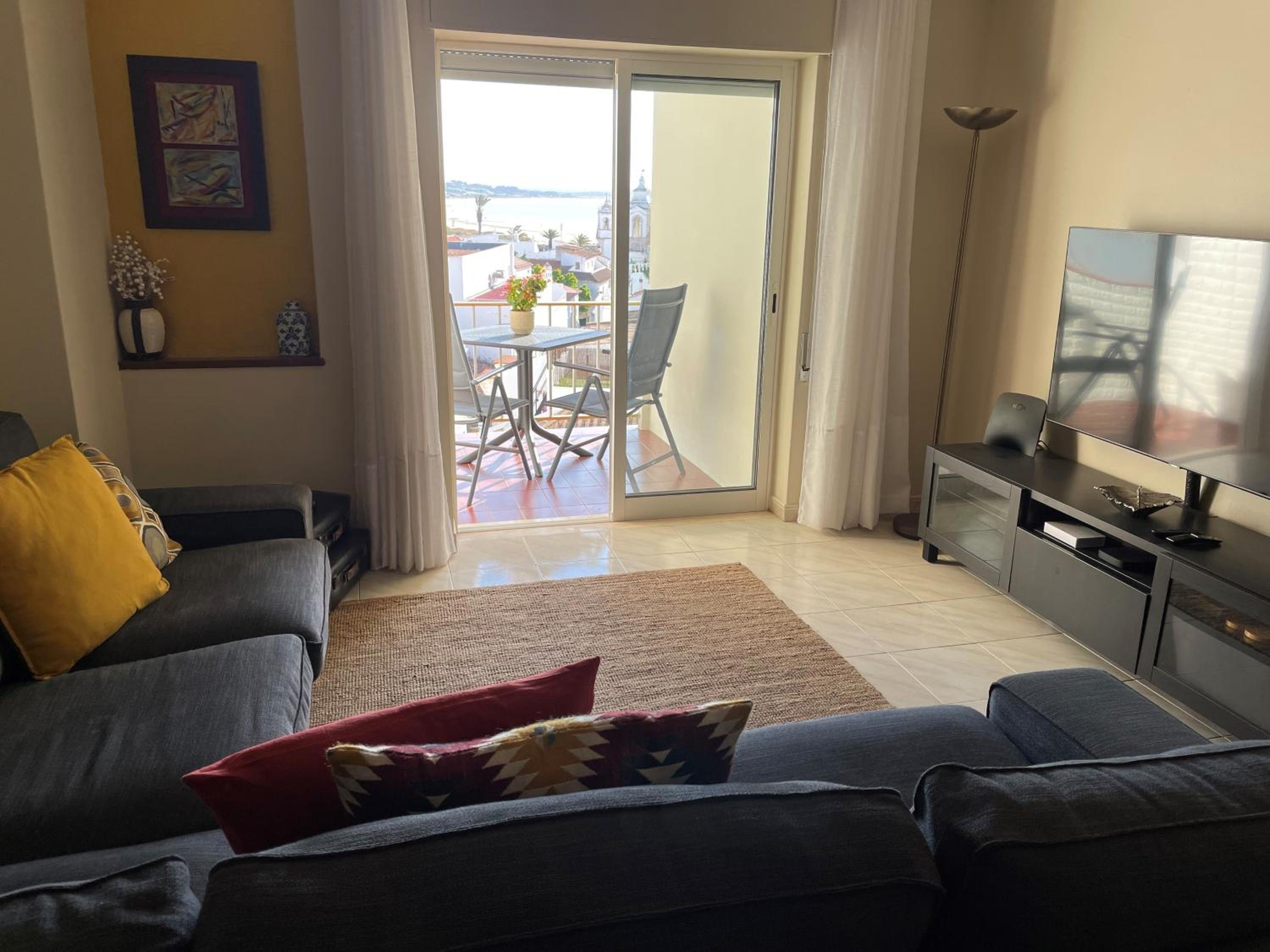 Family Room with Sea View