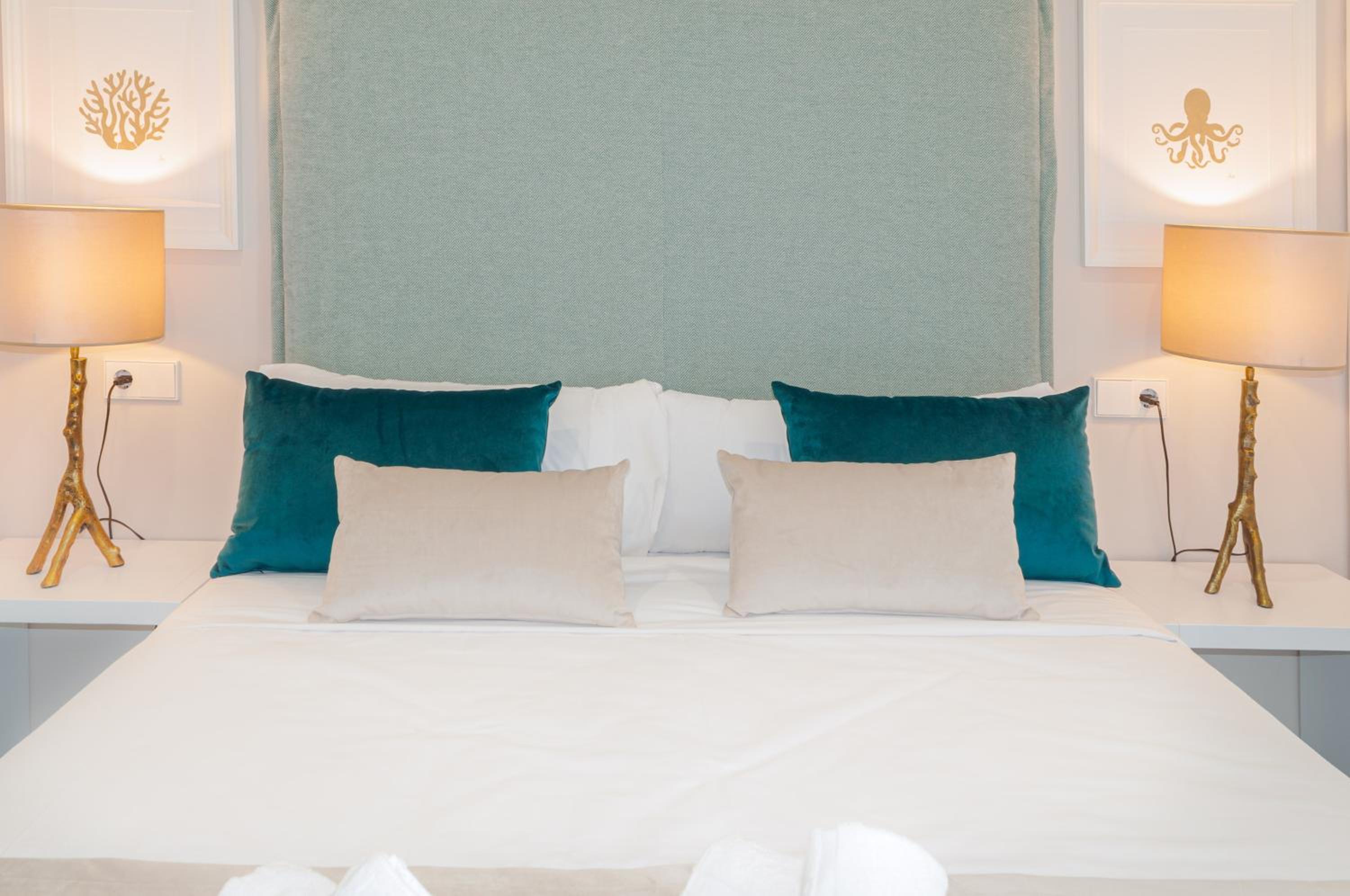 Apartamento de dos habitaciones con balcón