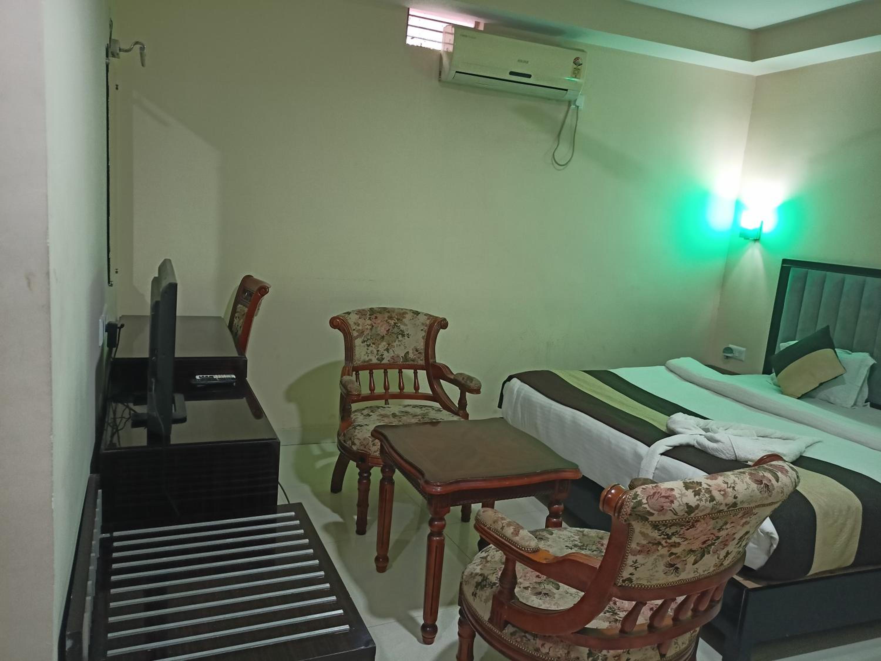 Family Deluxe Room  photo 3