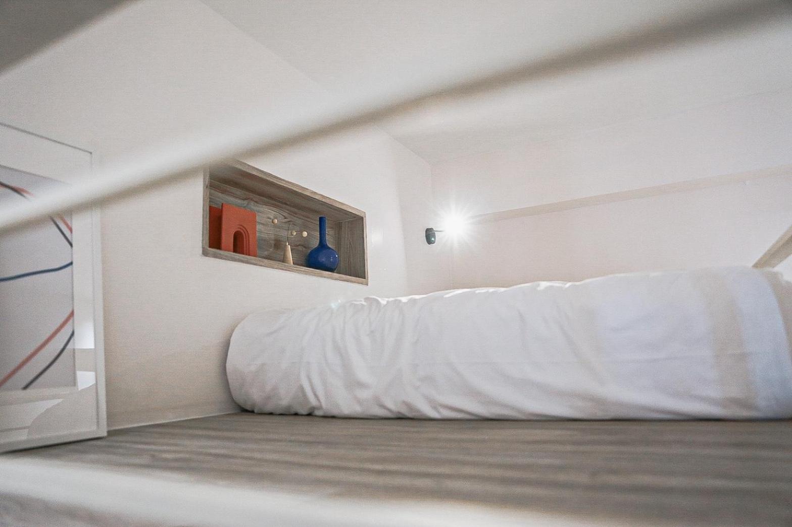 Quadruple Room with Private Bathroom photo 3