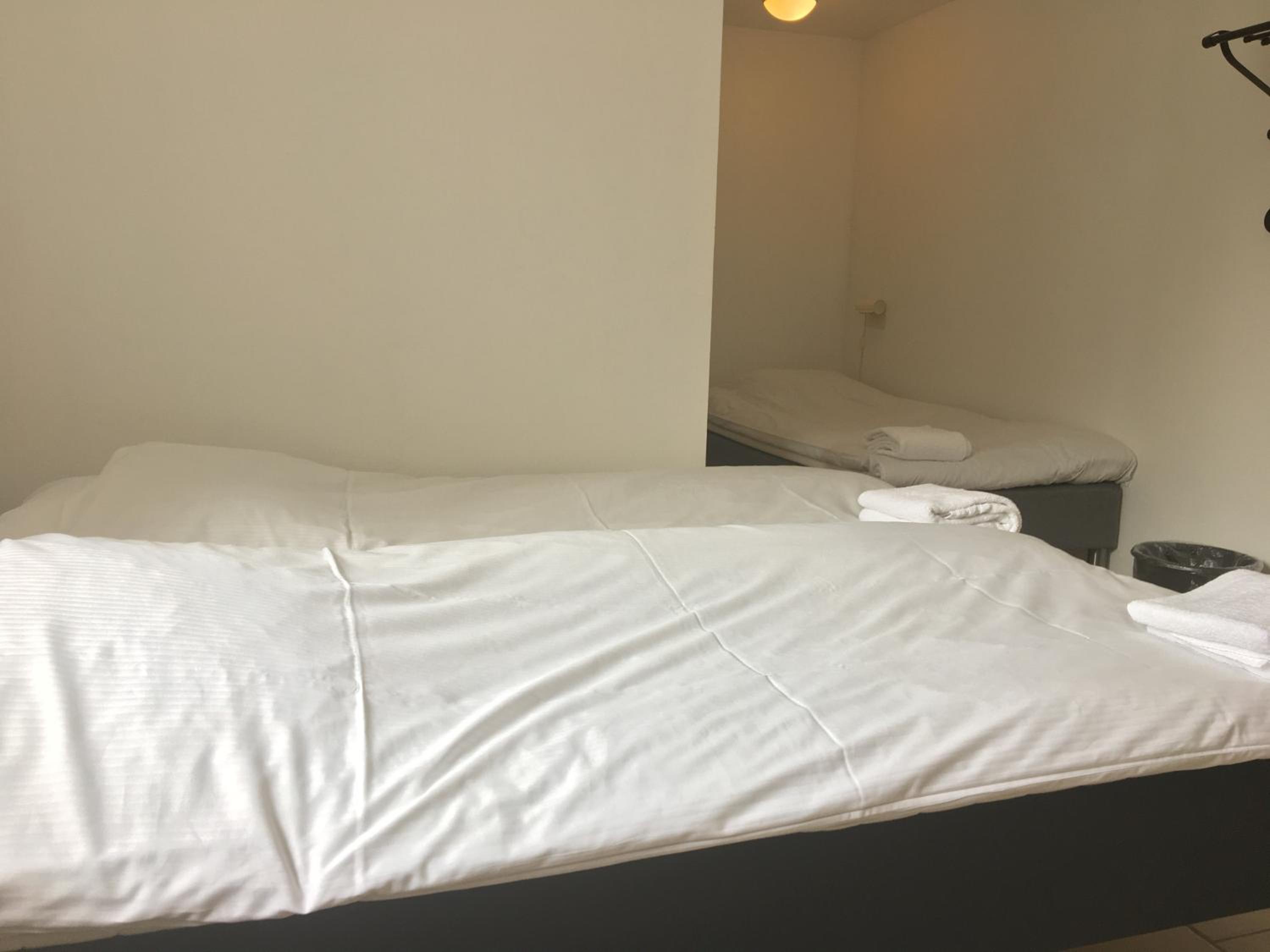 Family Room with Private Bathroom, photo 7