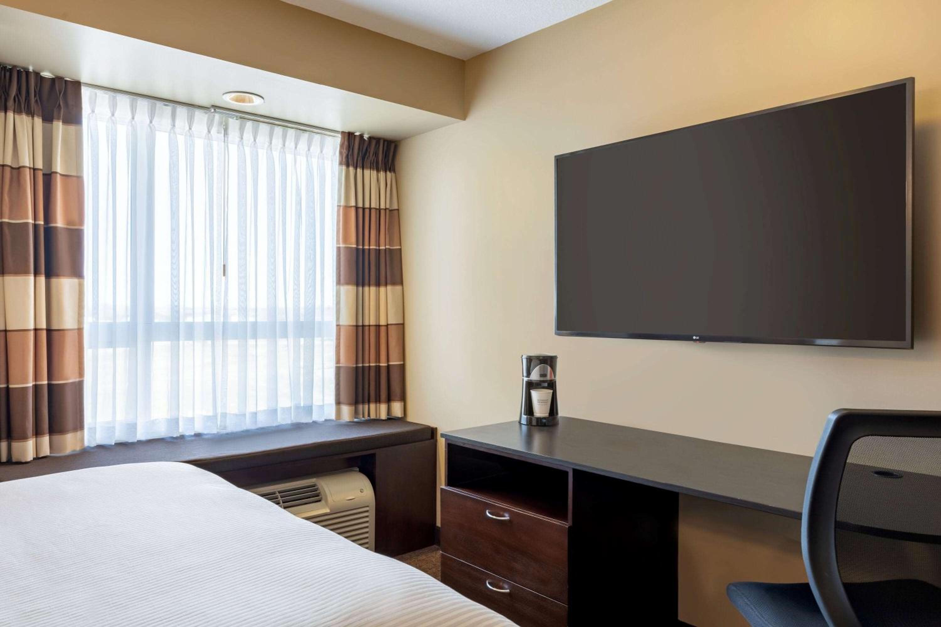 Microtel Inn and Suites by Wyndham Weyburn, Billede 2
