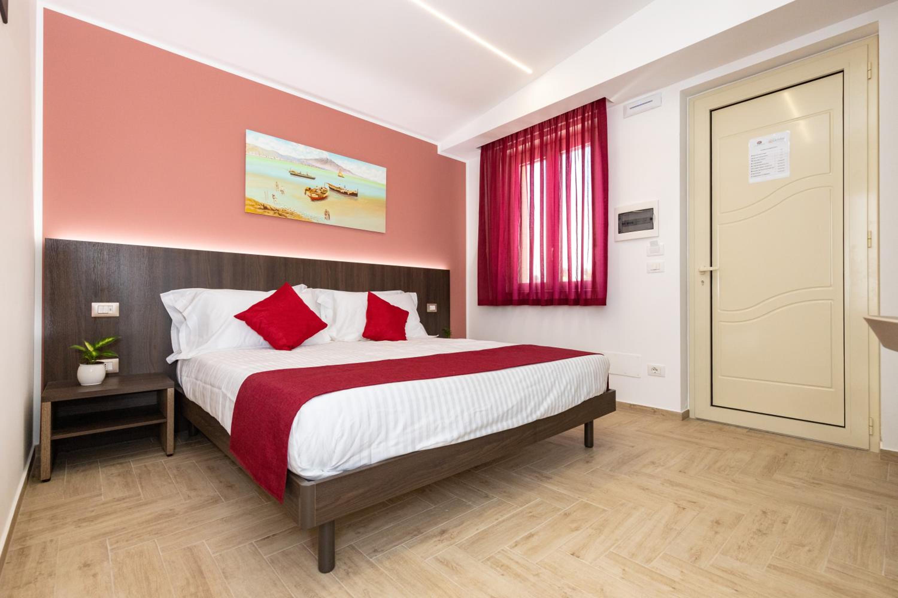 Double Room with Terrace - Photo 7