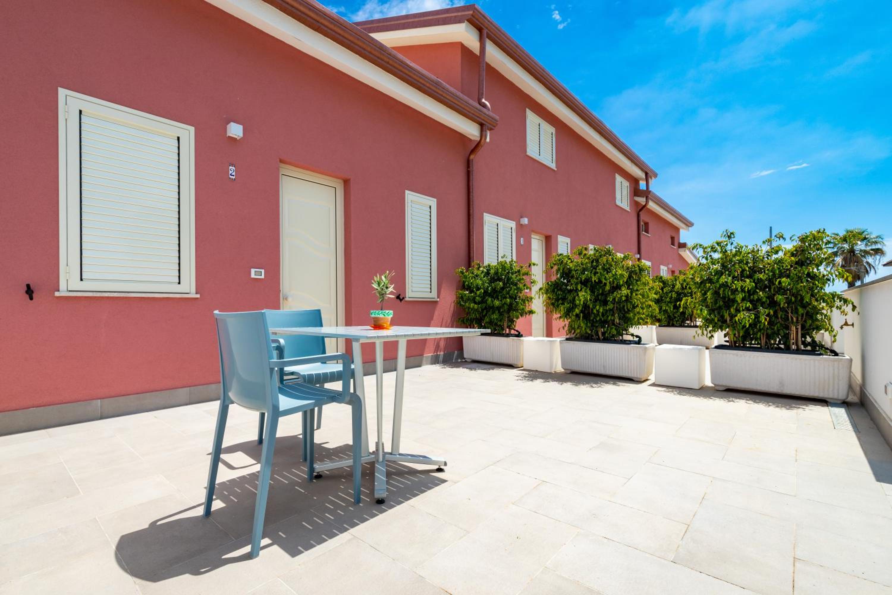 Double Room with Terrace - Photo 4