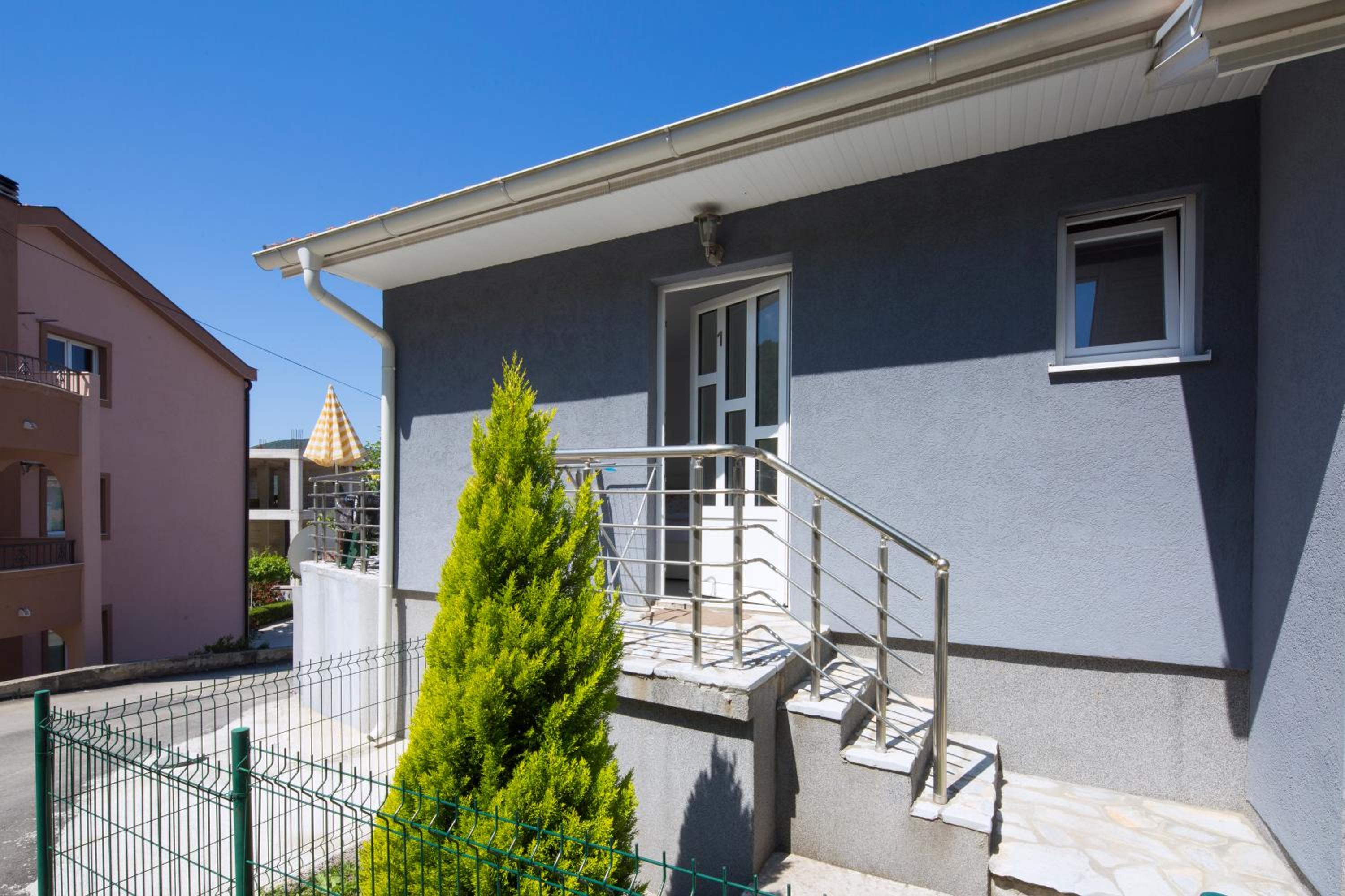 Bungalow with Garden View photo 1