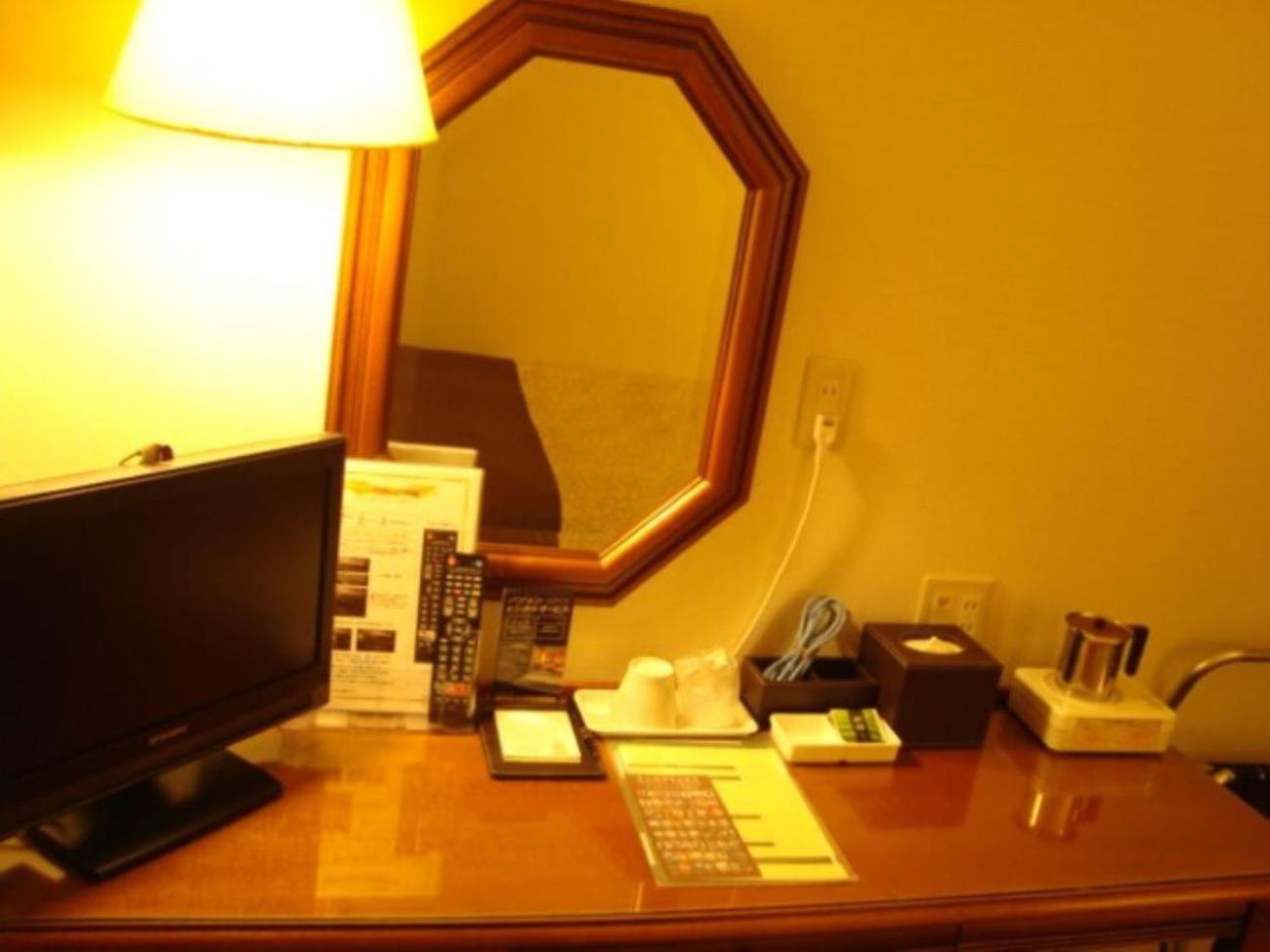 Deluxe Single Room - Smoking photo 3