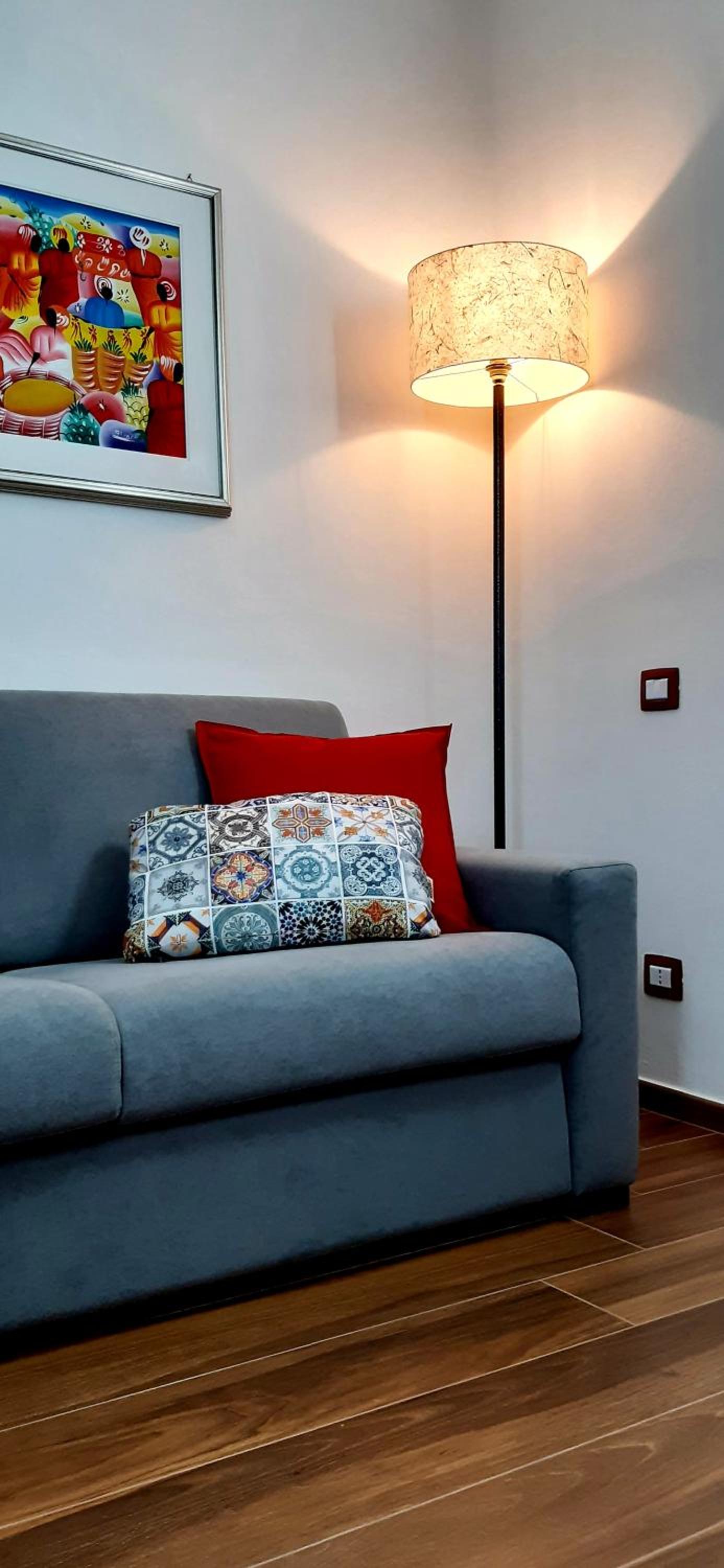 One-Bedroom Apartment - Photo 3
