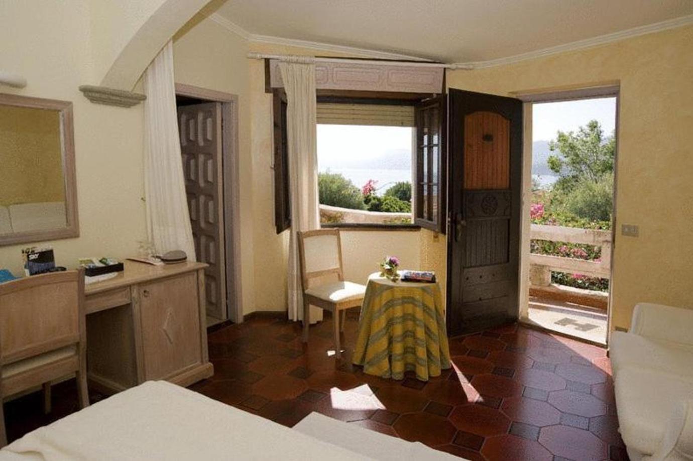 Double Room with Sea View photo 2