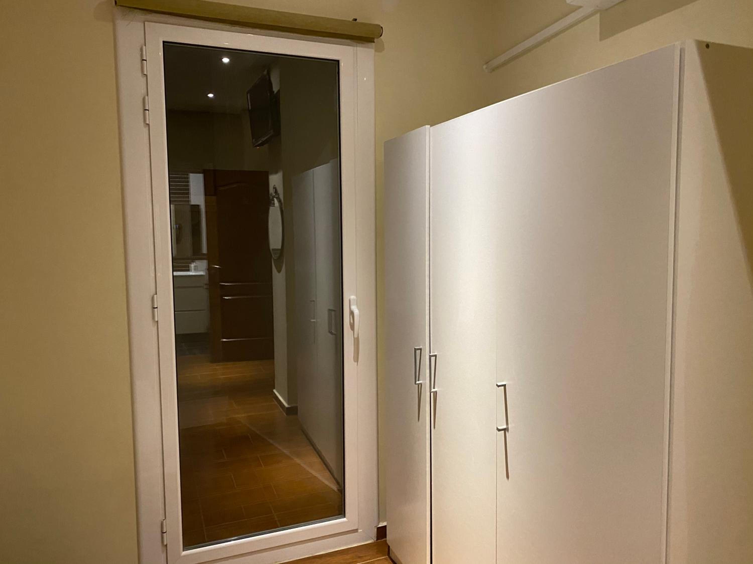 Habitación Triple con Baño Privado