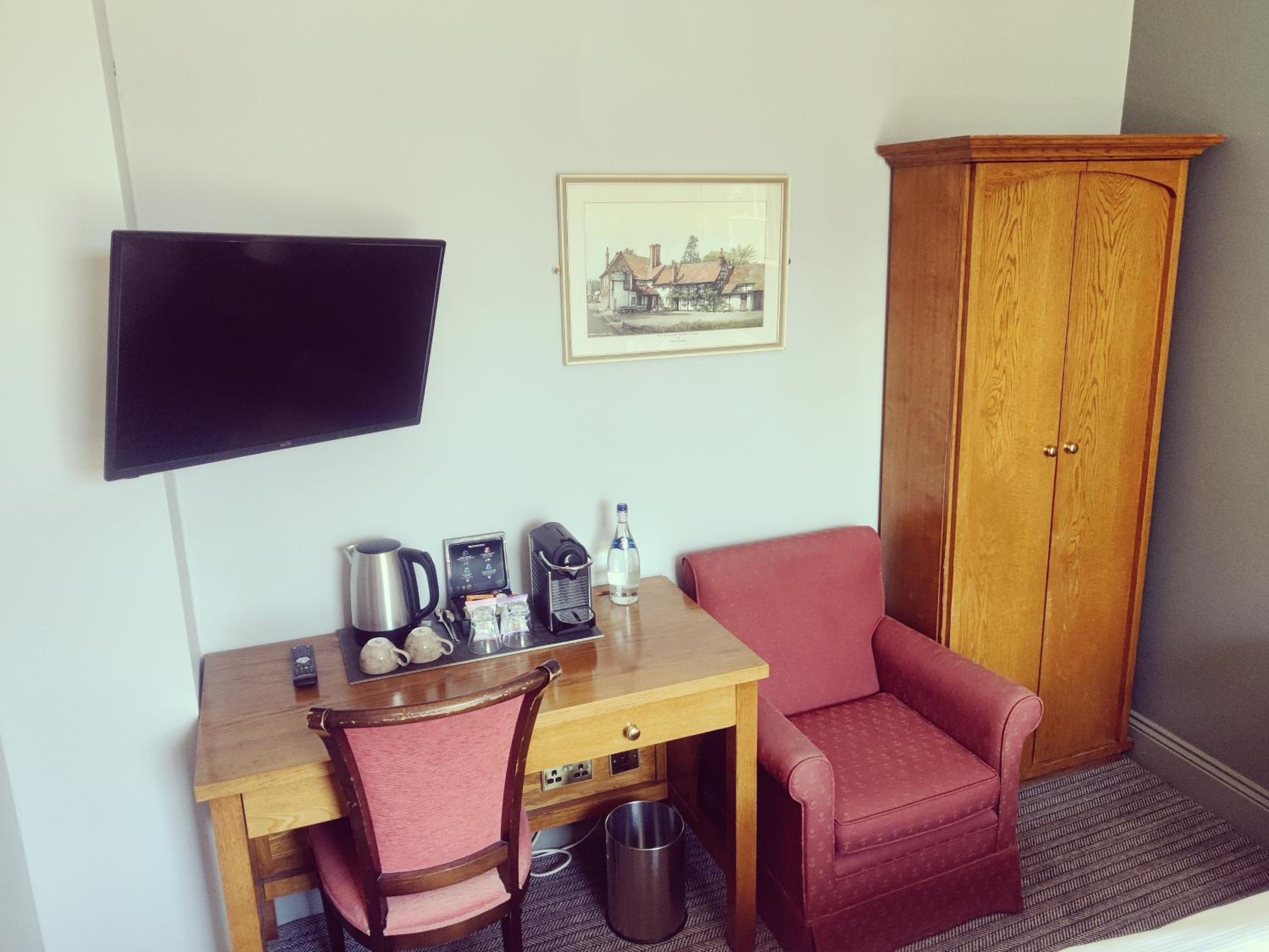 Standard Twin Room photo 2