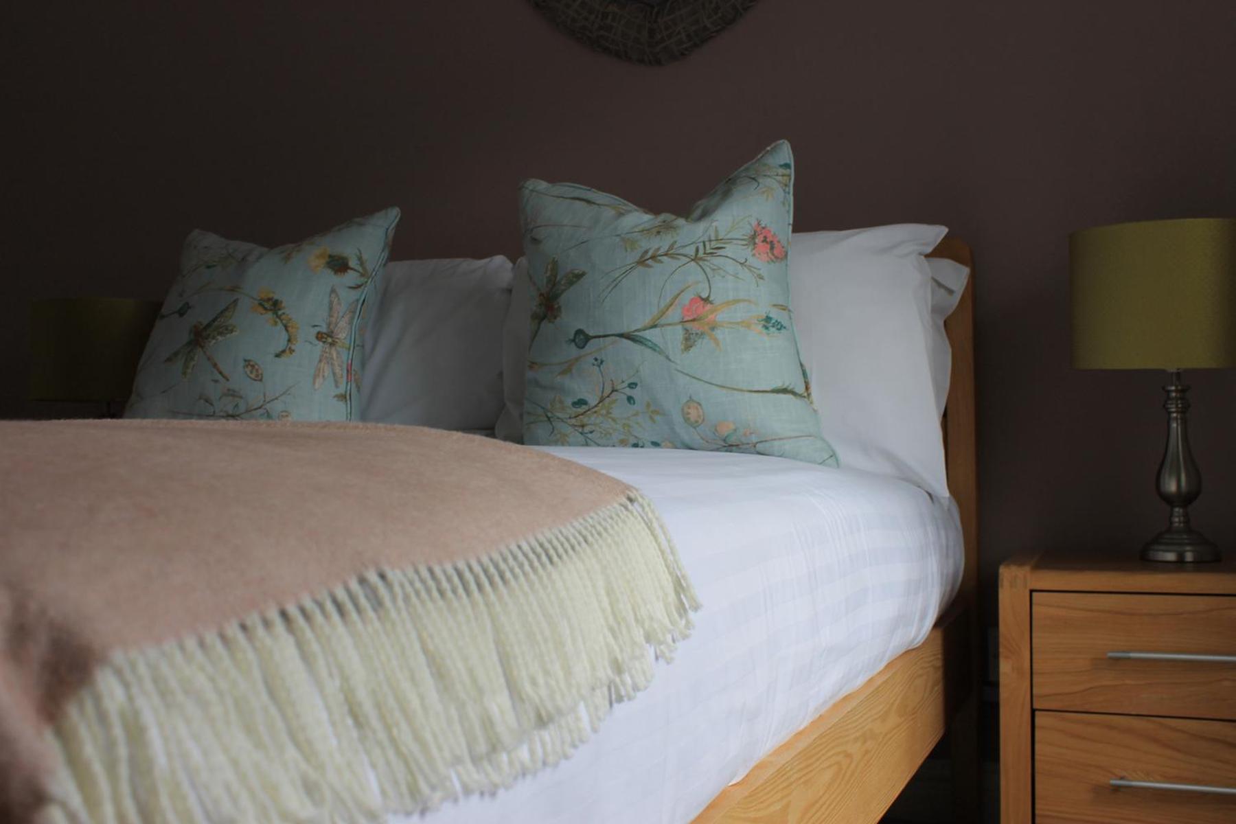 Double Room with Private Bathroom - Photo 3