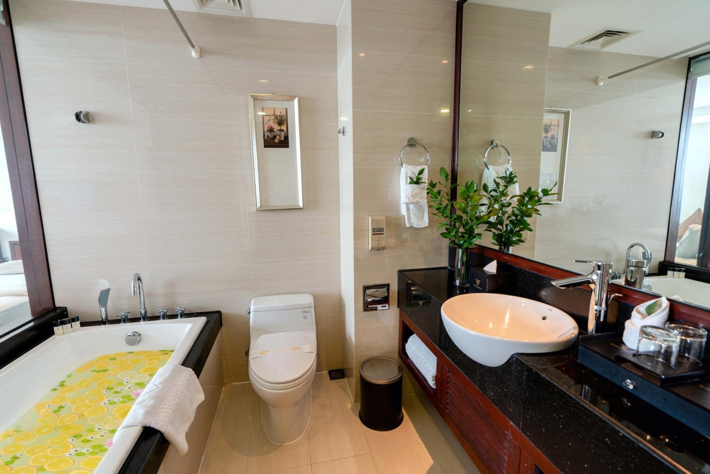 Deluxe River View Twin Room - Afternoon Tea Included Once Per Stay - Photo 2
