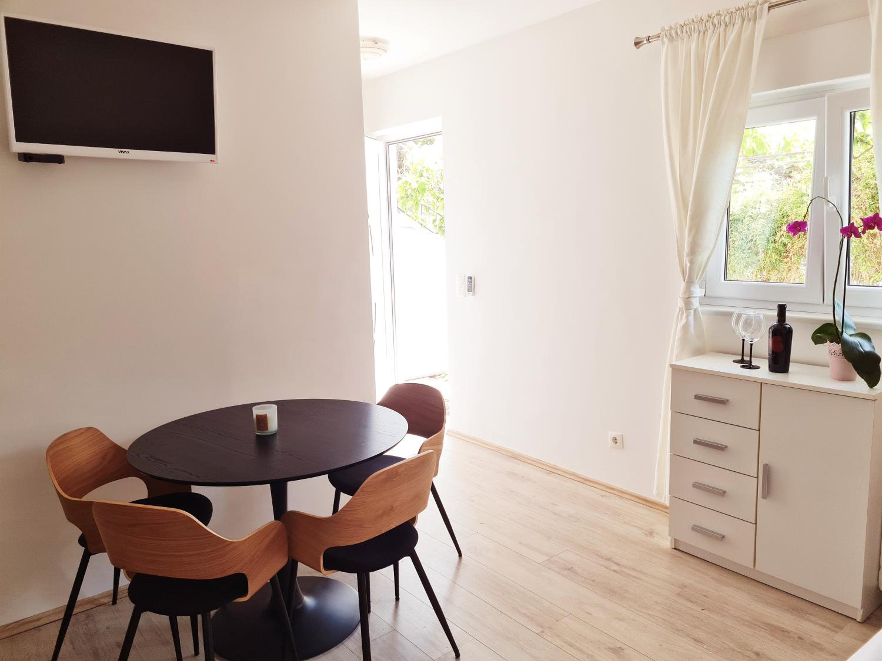 Apartment - Photo 10