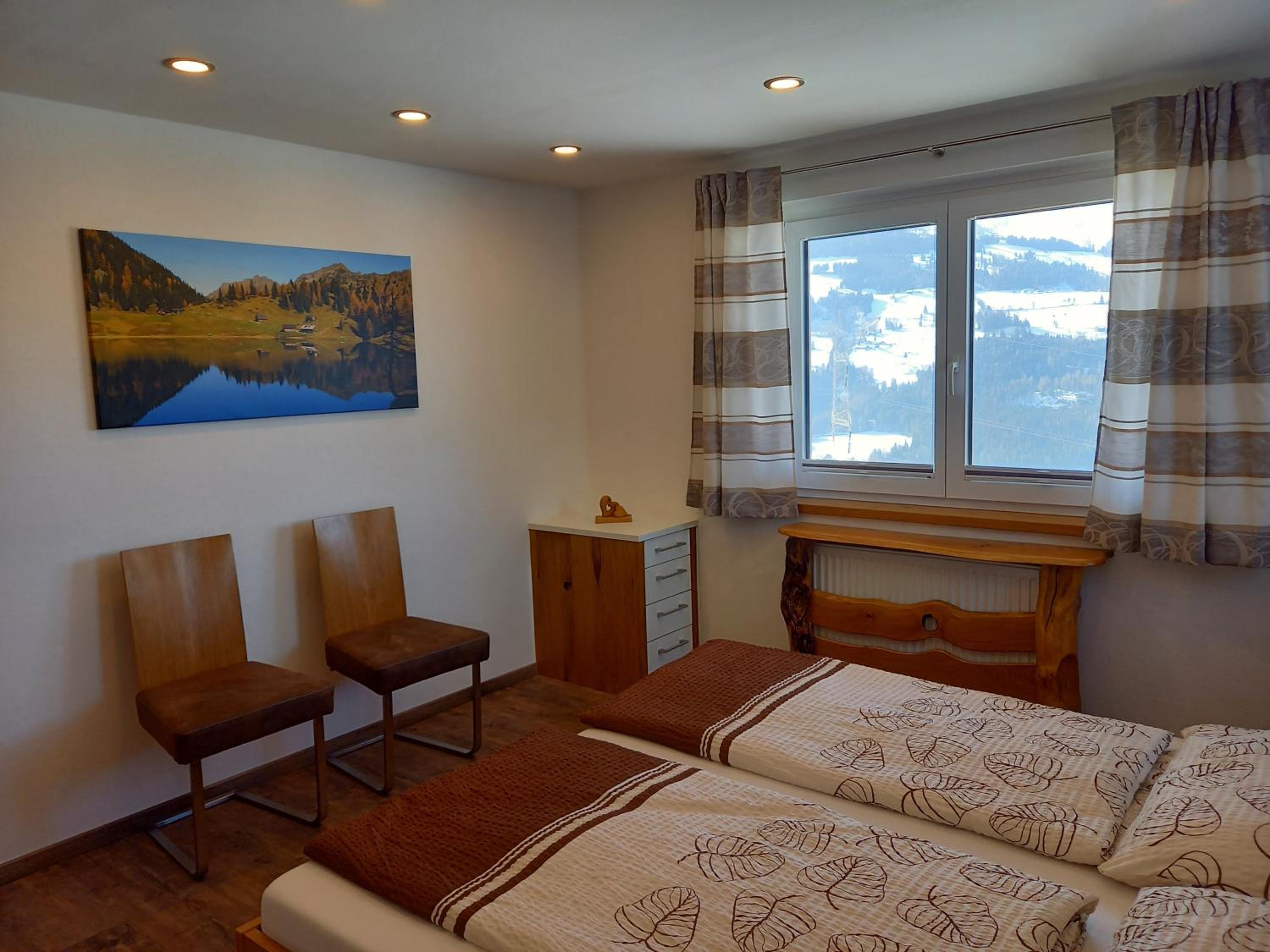Apartment with Mountain View photo 1