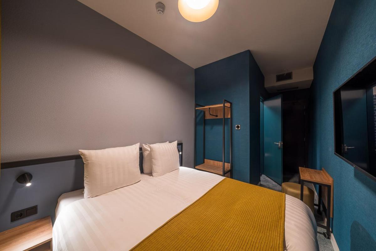 Standard Double Room - Photo 2