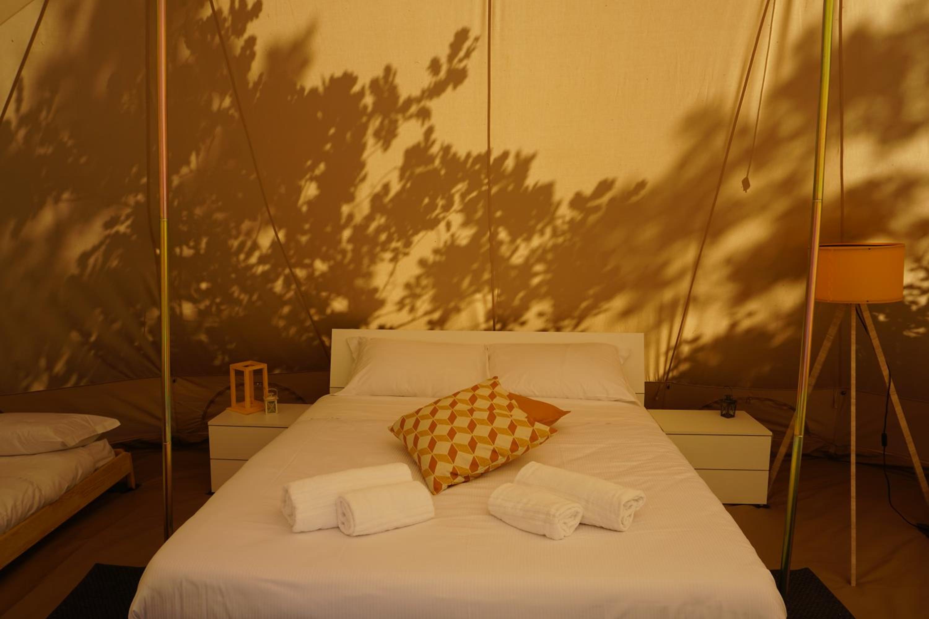 Tent - Photo 5